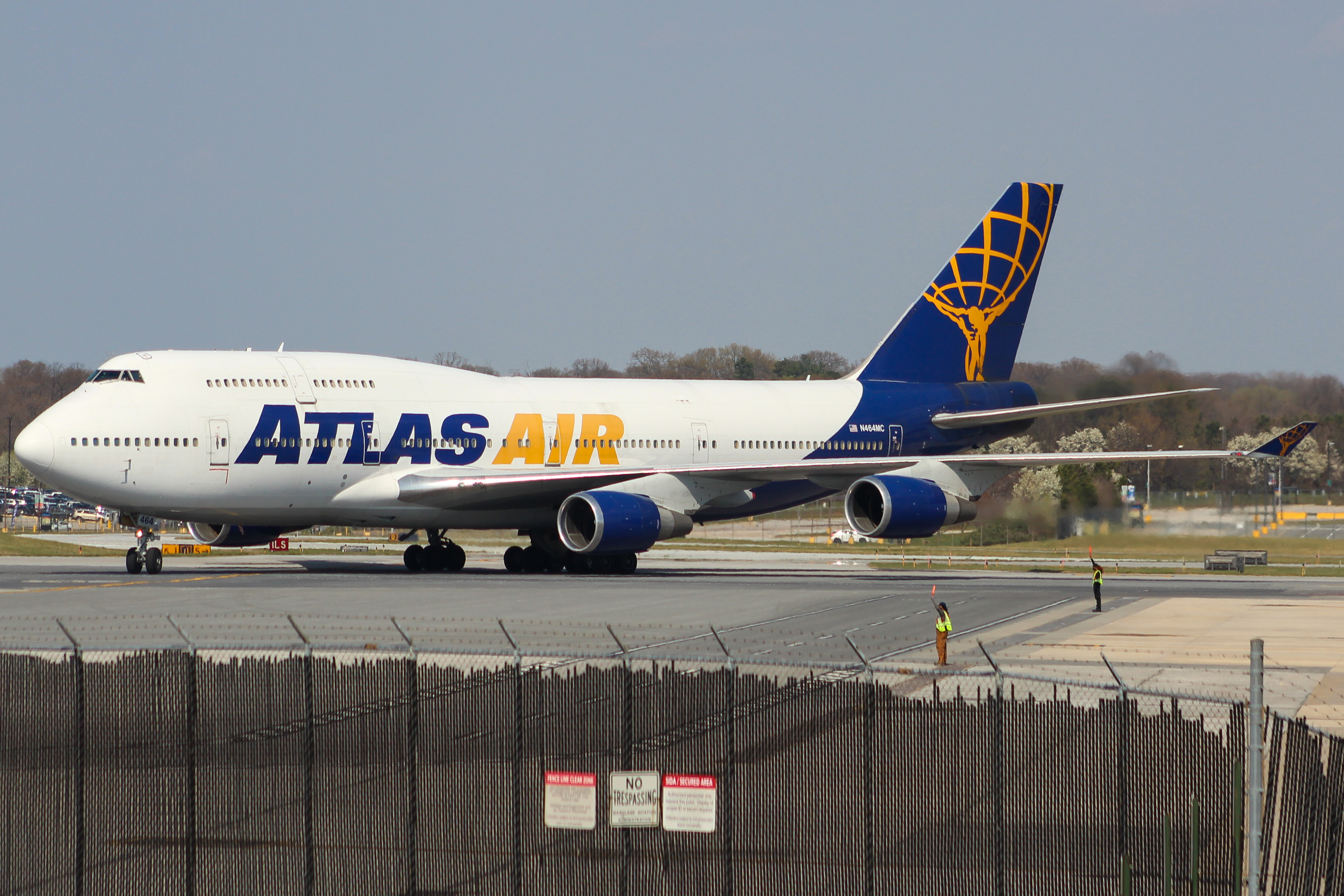 Full size: Atlas Air Boeing 747-400 N464MC at Baltimore/Washington International Thurgood Marshall Airport