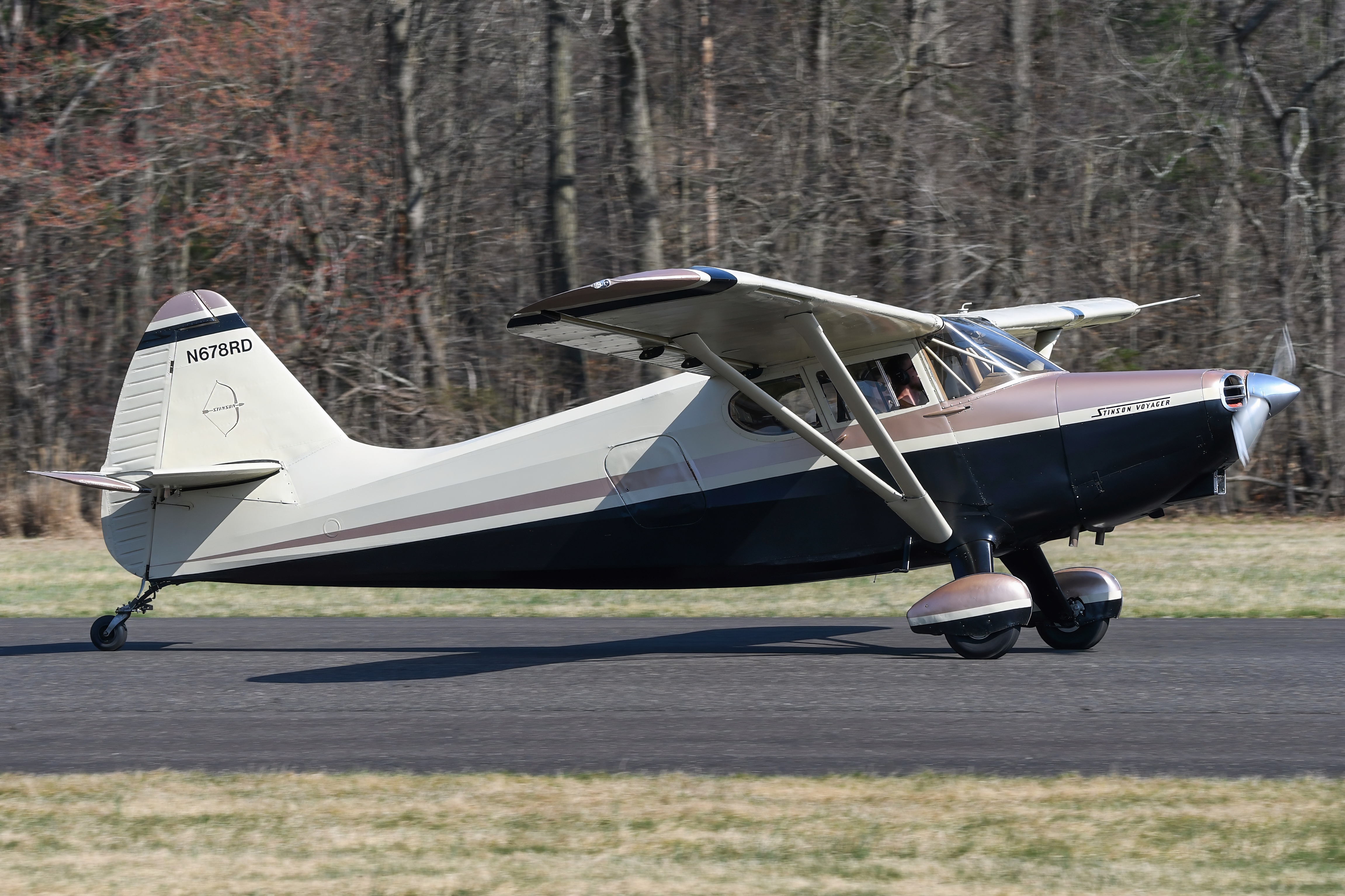 Full size: PRIVATE Stinson 108-2 N678RD at Flying W Airport
