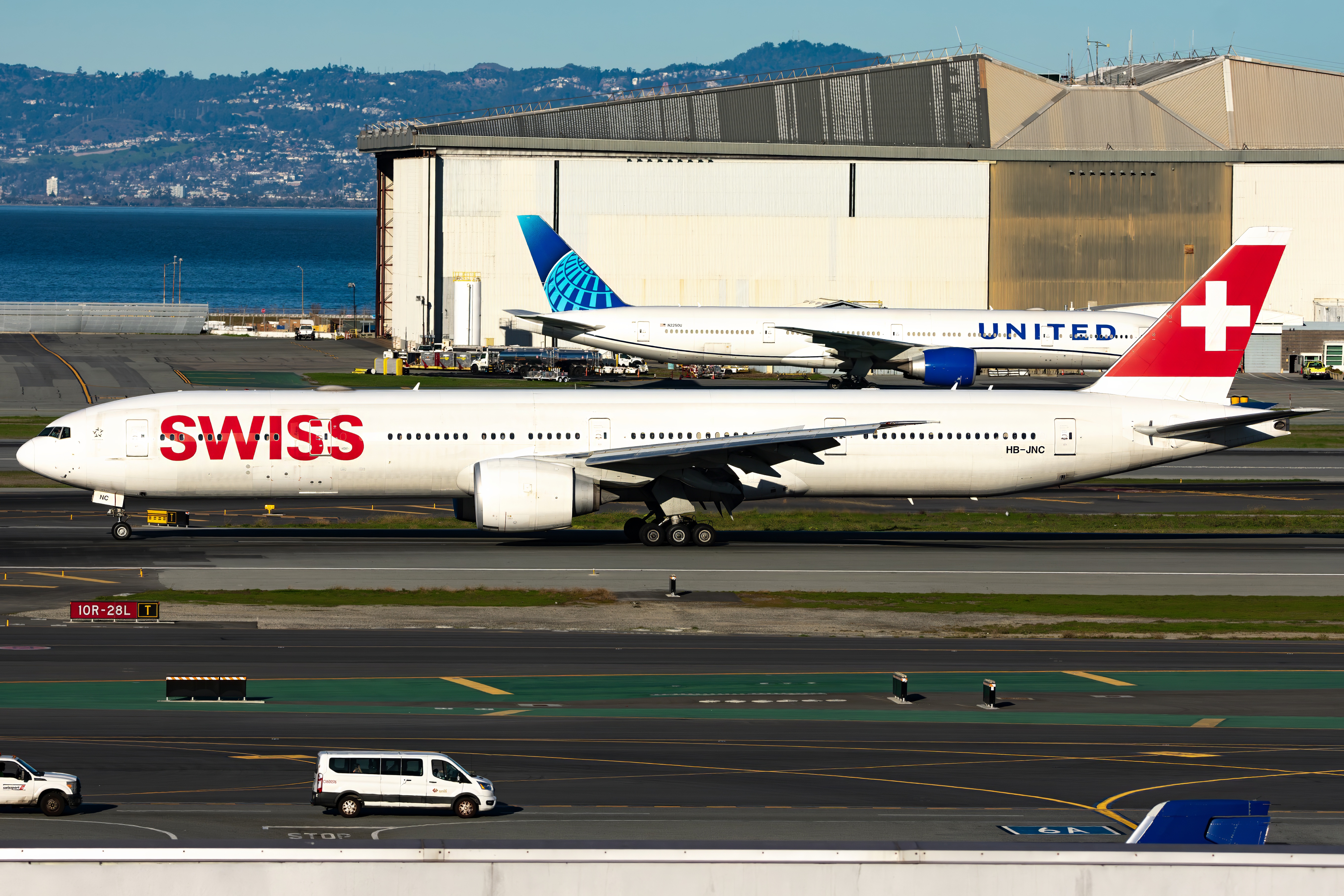 Full size: Swiss International Air Lines Boeing 777-300ER HB-JNC at San Francisco International Airport
