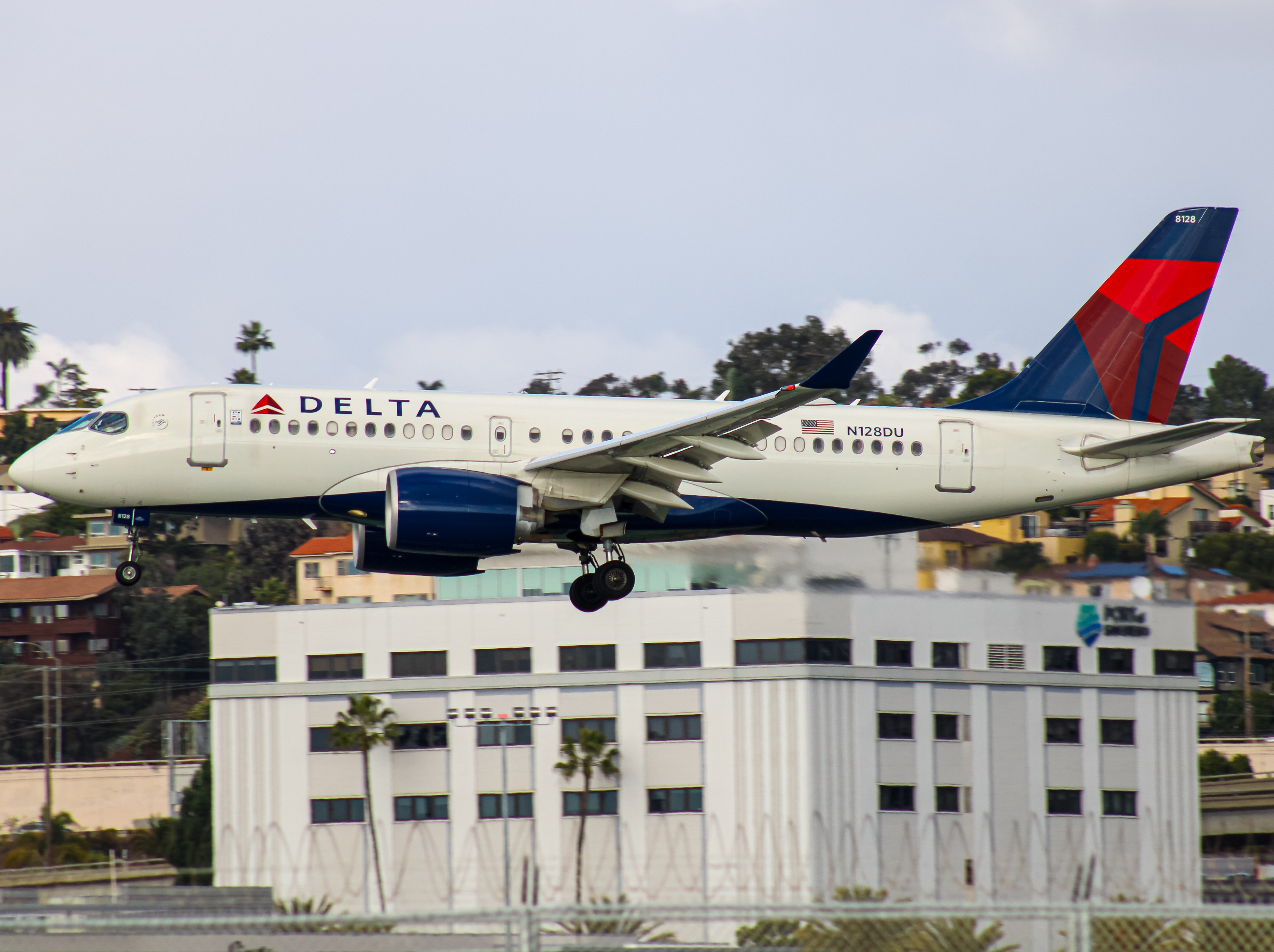 Full size: Delta Airlines  Airbus A220-100 N128DU at San Diego International Airport
