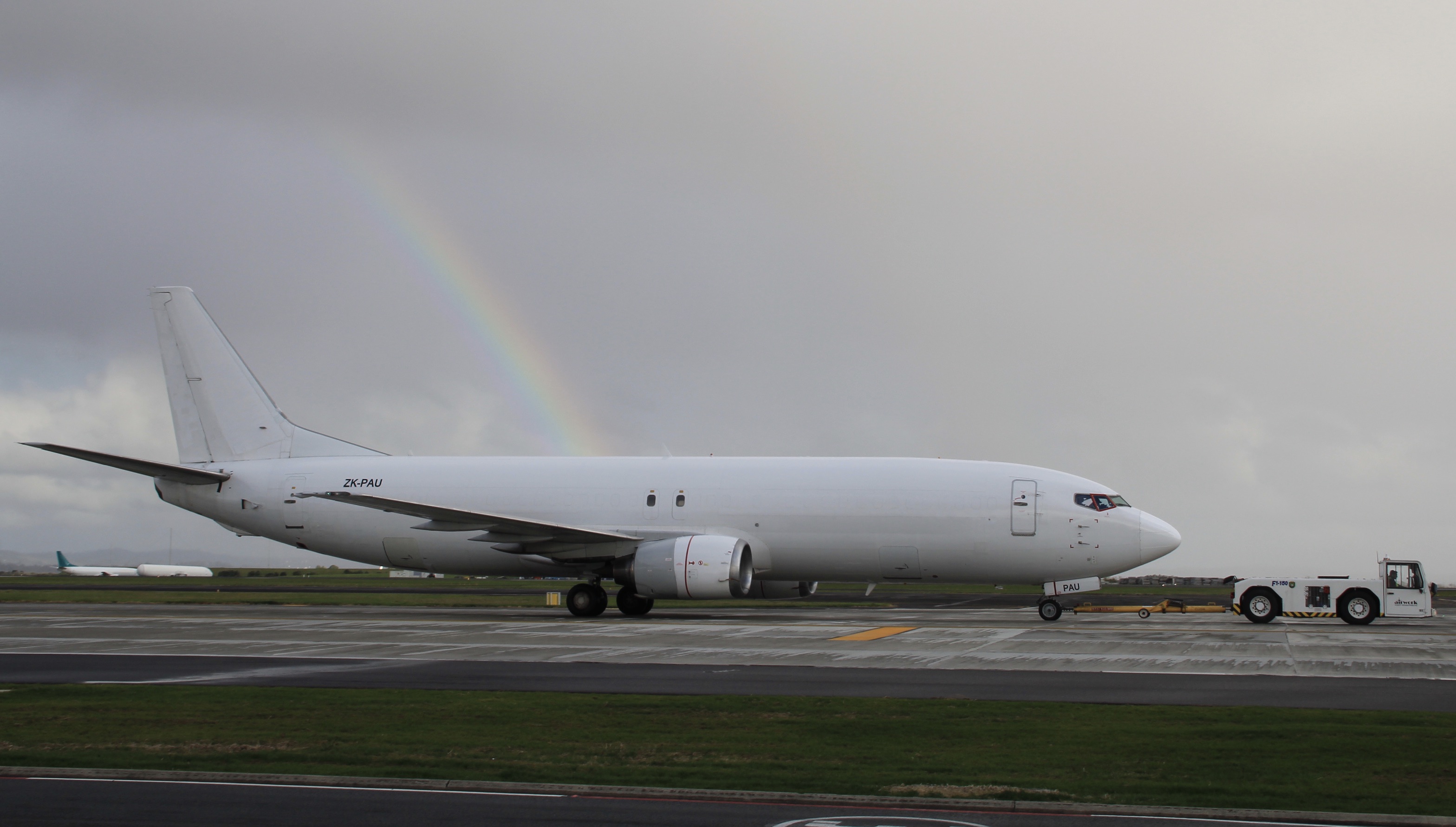 Full size: Airwork Boeing 737-400F ZK-PAU at Auckland International Airport