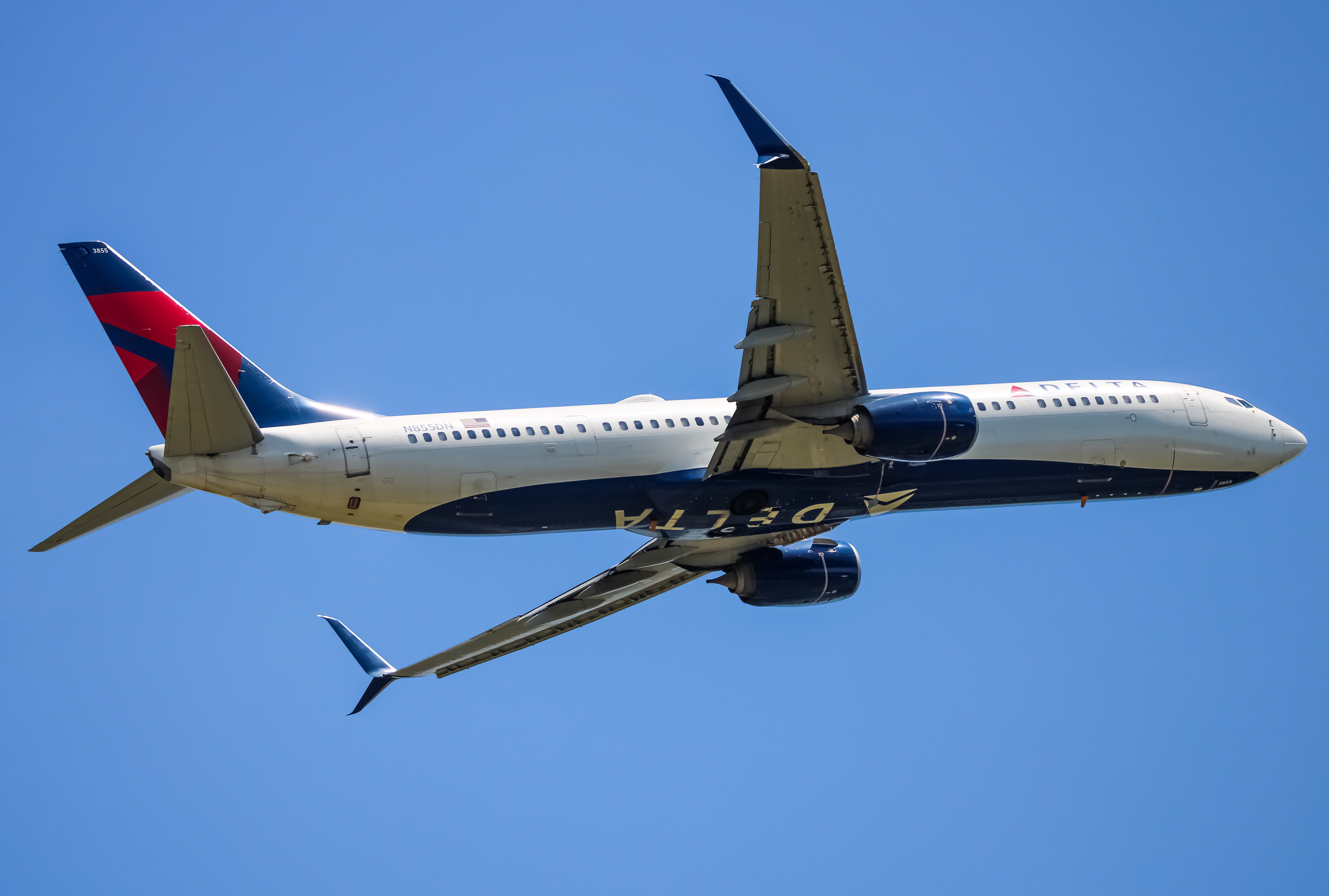 Full size: Delta Airlines Boeing 737-900ER N855DN at Baltimore/Washington International Thurgood Marshall Airport
