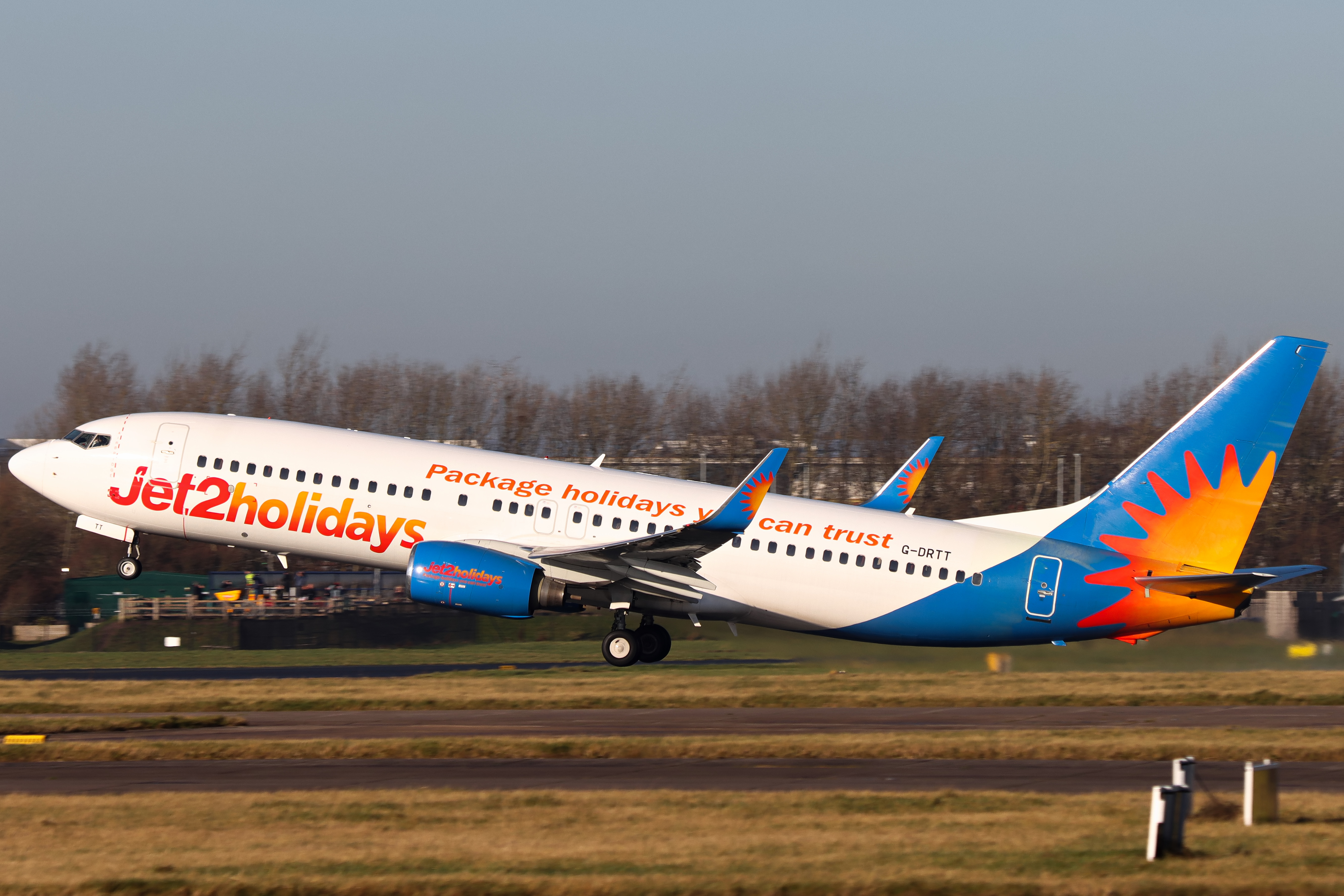 Full size: Jet2 Boeing 737-800 G-DRTT at Manchester Airport