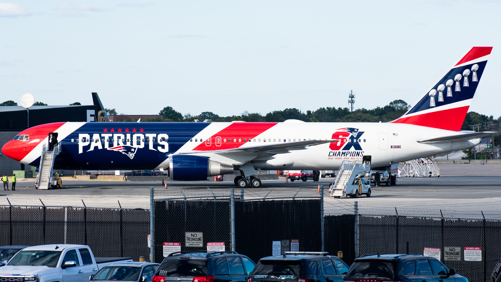 Full size: Eastern Airlines Boeing 767-300 N36NE at Baltimore/Washington International Thurgood Marshall Airport
