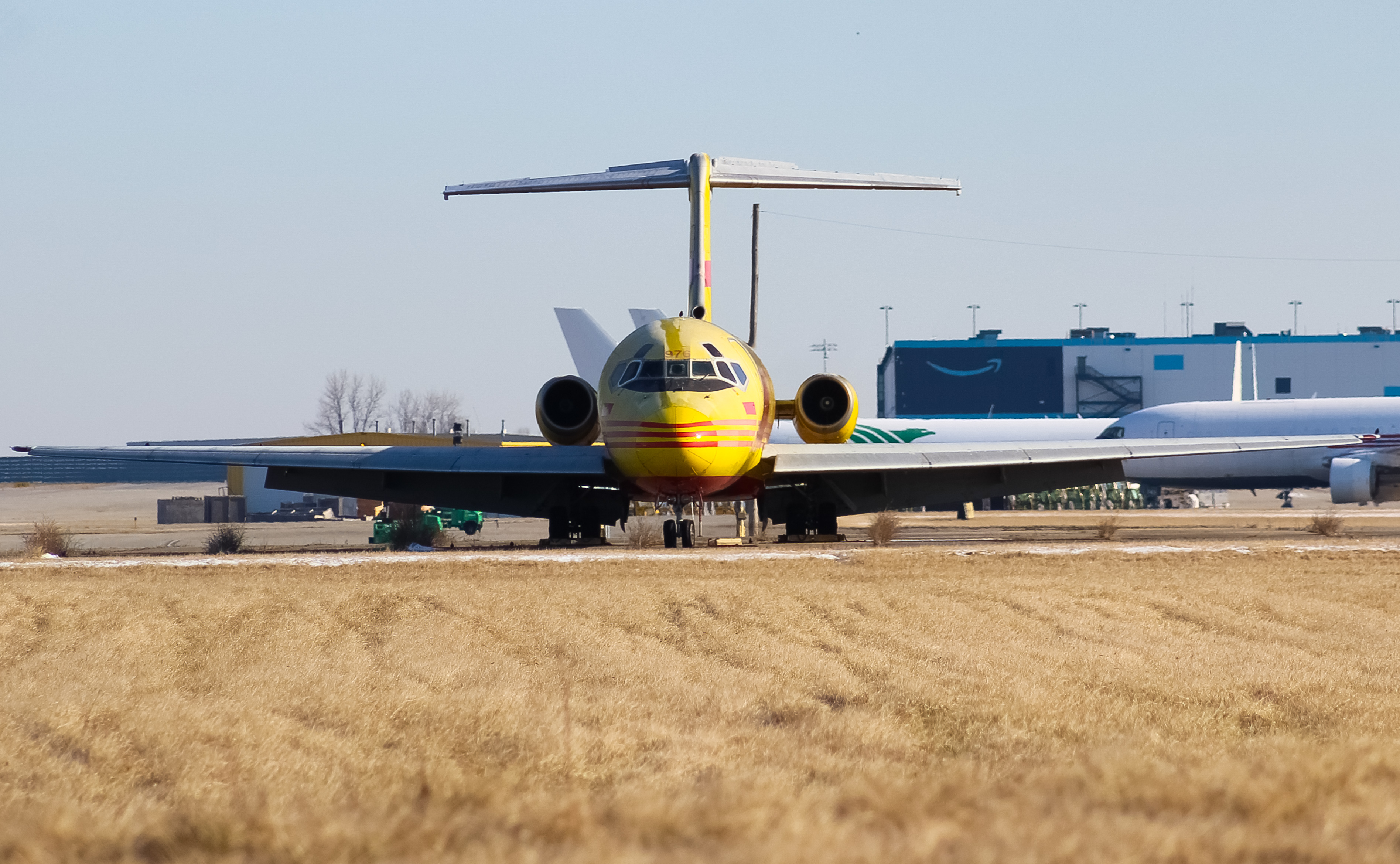 Full size: DHL Douglas DC-9-41 N976AX at Wilmington Air Park