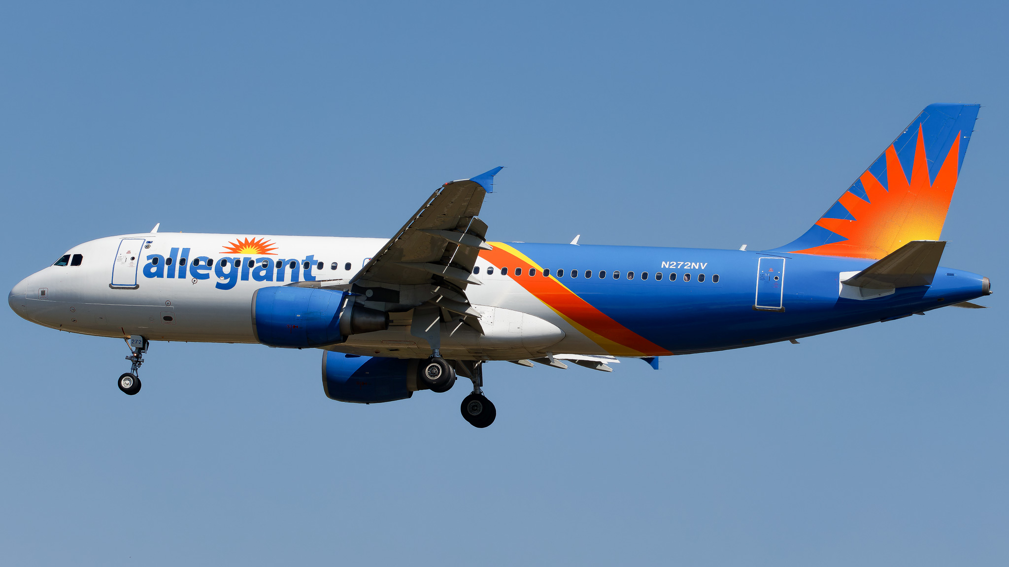 Full size: Allegiant Air Airbus A320 N272NV at St. Petersburg Clearwater International Airport