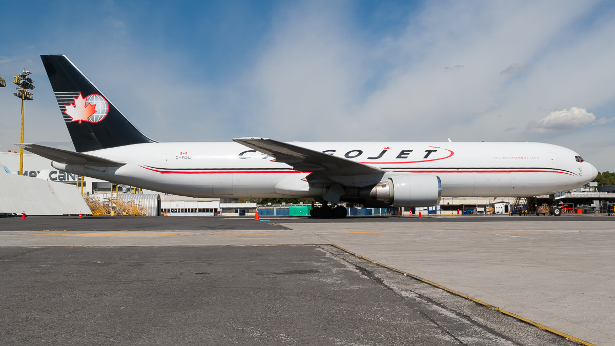 Full size: CargoJet Boeing 767-300 C-FDIJ at Mexico City International Airport