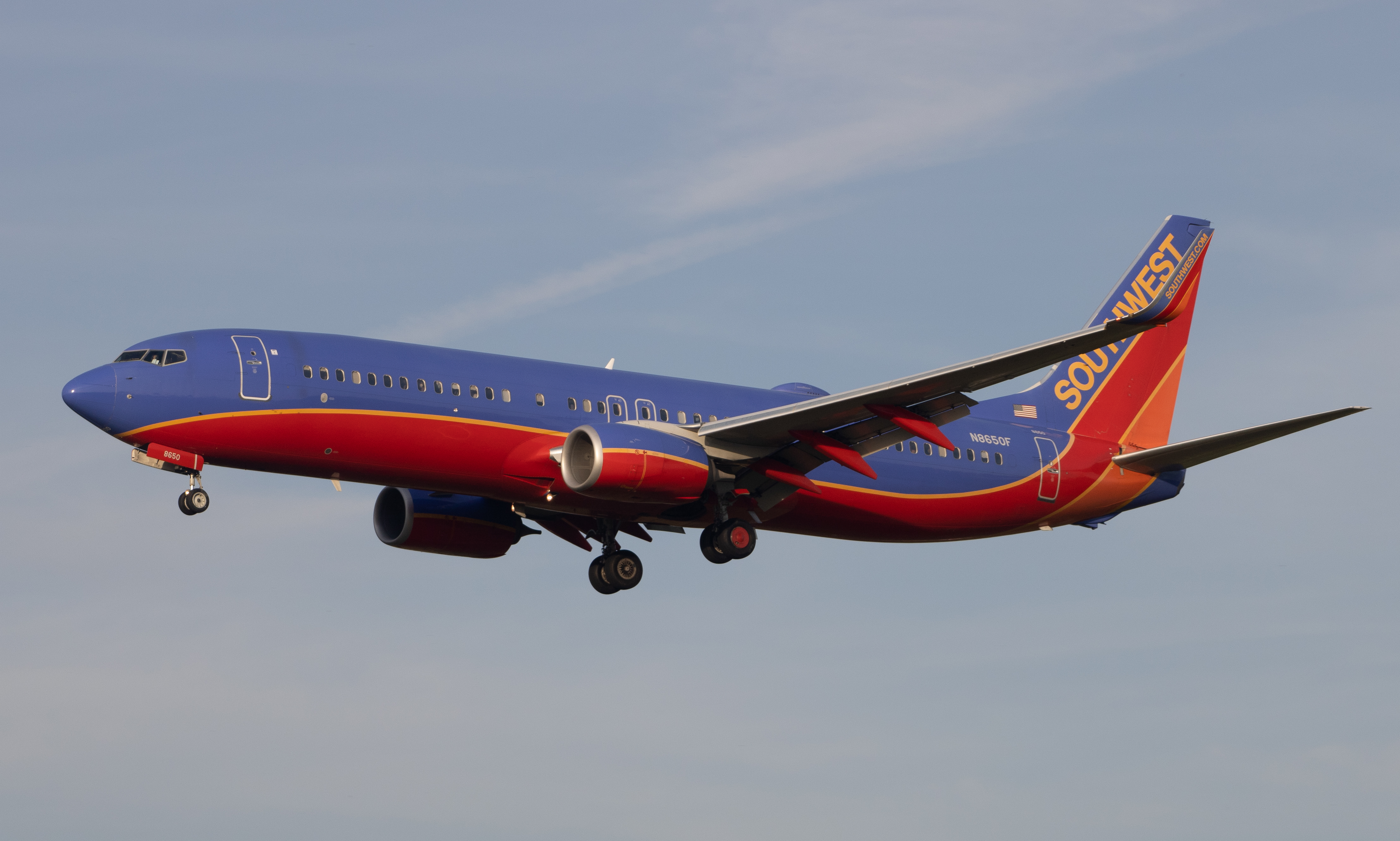 Full size: Southwest Airlines Boeing 737-800 N8650F at Baltimore/Washington International Thurgood Marshall Airport