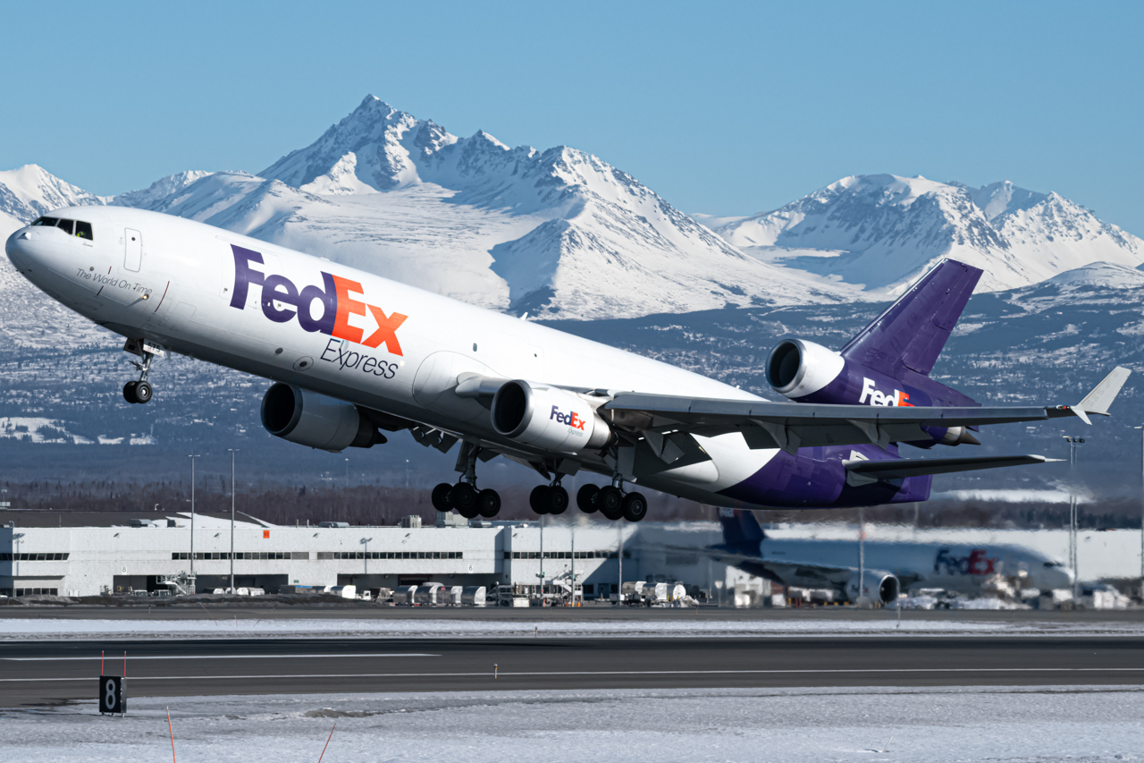 Full size: FedEx McDonnell Douglas MD-11F N575FE at Anchorage Ted Stevens International Airport