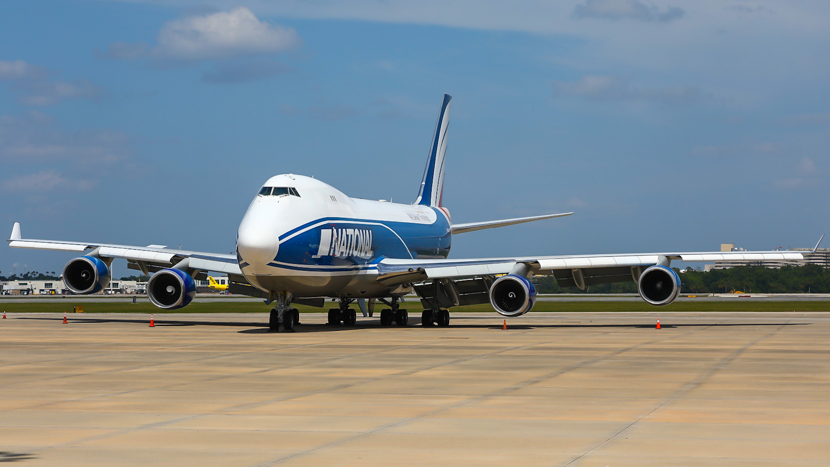 Full size: National Airlines Boeing 747-400F N537CA at Orlando International Airport