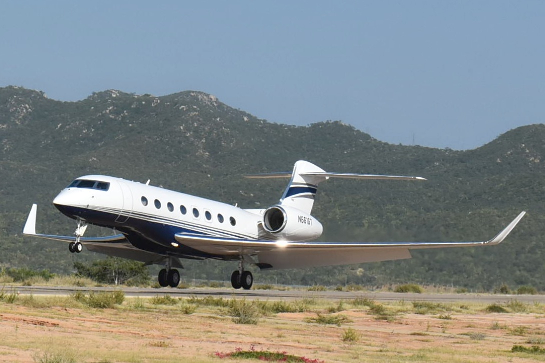Full size: Rhys Vineyards LLC Gulfstream G650 N661GT at Aeropuerto de Cabo San Lucas Internacional