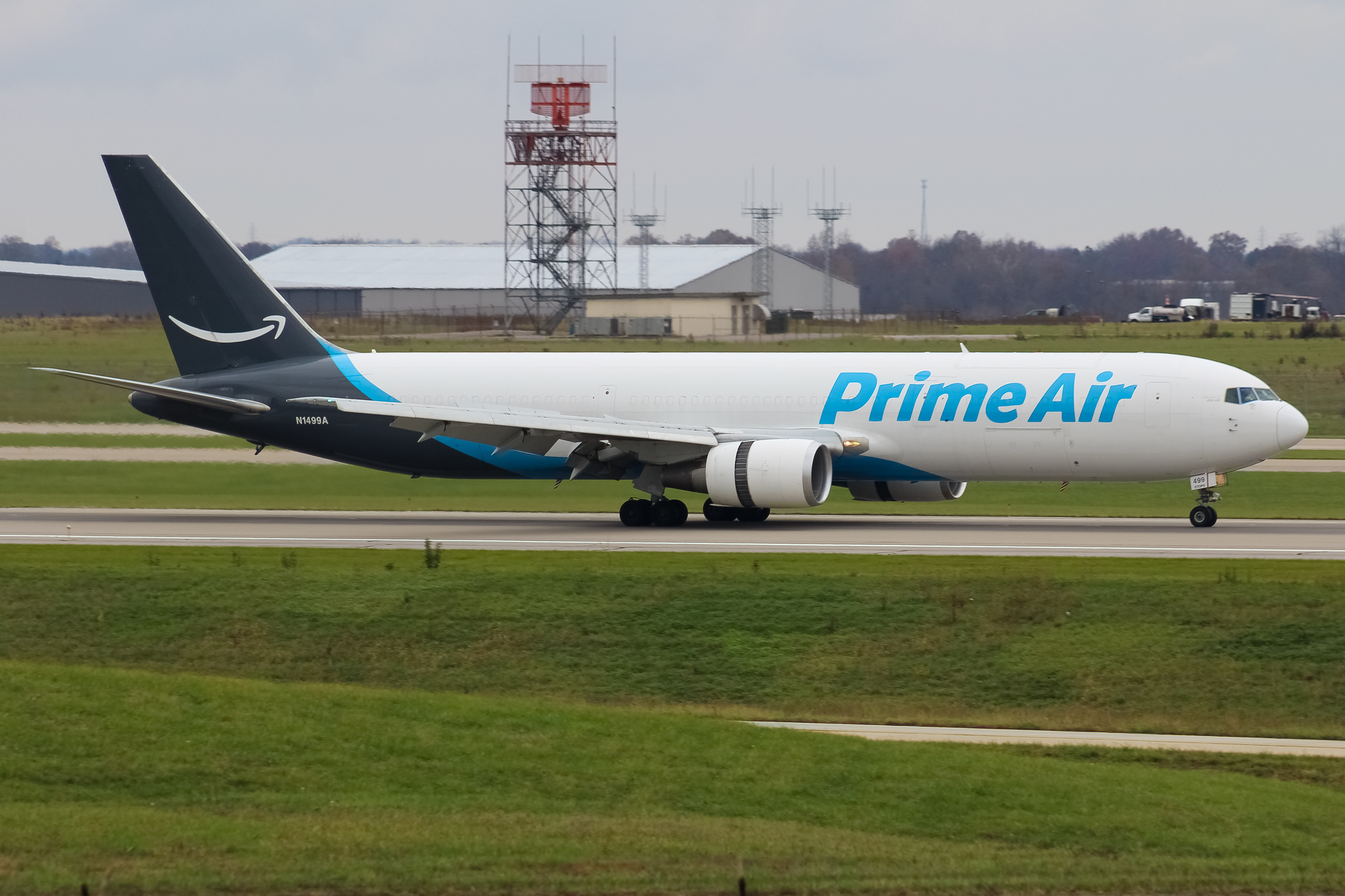 Full size: Prime Air Boeing 767-300F N1499A at Cincinnati/Northern Kentucky International Airport