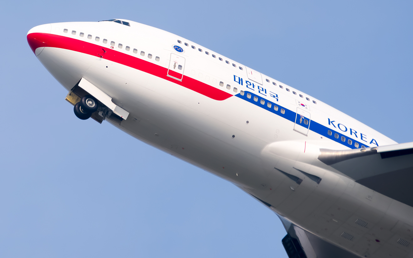 Full size: ROKAF Boeing 747-400 10001 at Seoul-Gimpo International Airport