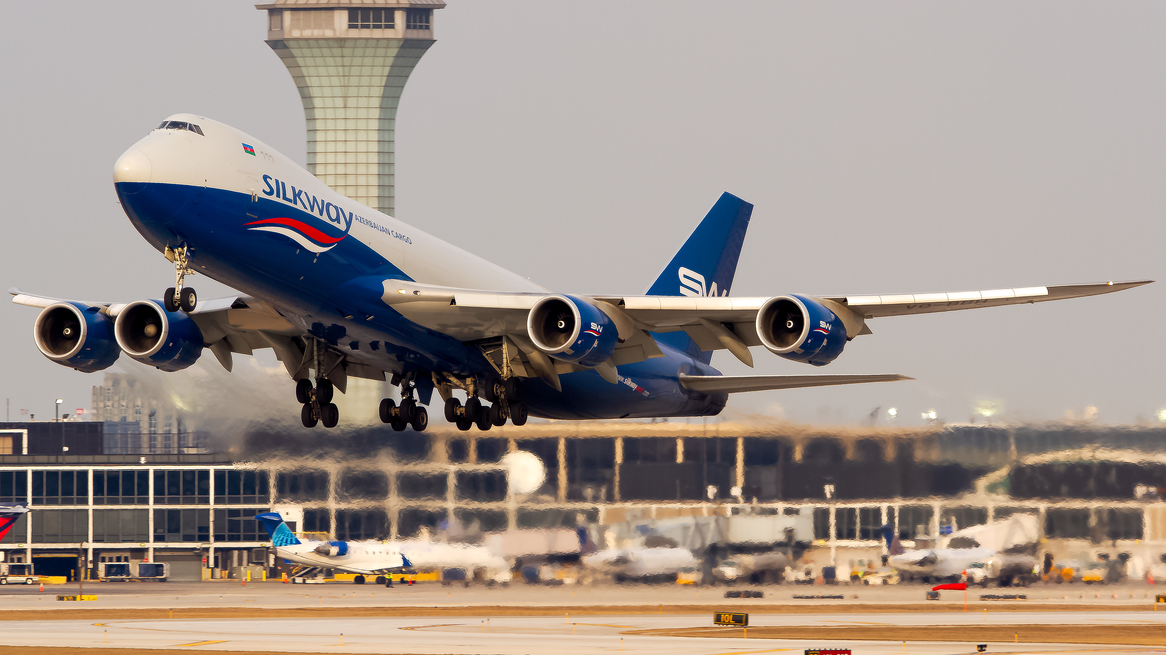 Full size: Silk Way West Airlines Boeing 747-8F VQ-BBH at Chicago O'Hare International Airport
