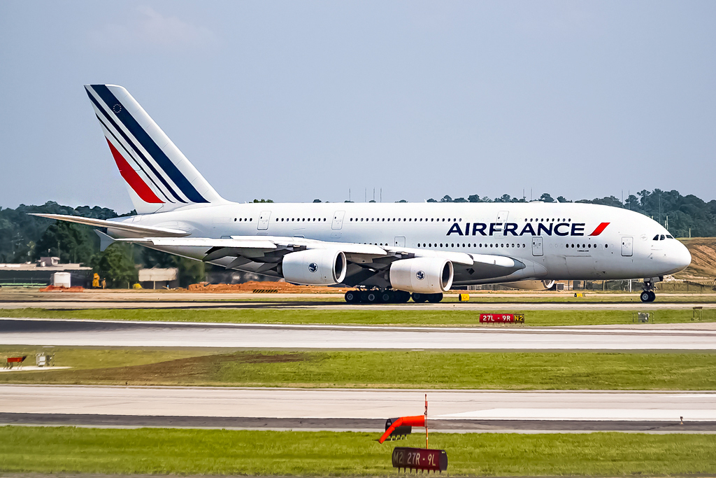 Full size: Air France Airbus A380-800 F-HPJD at Hartsfield-Jackson Atlanta International Airport