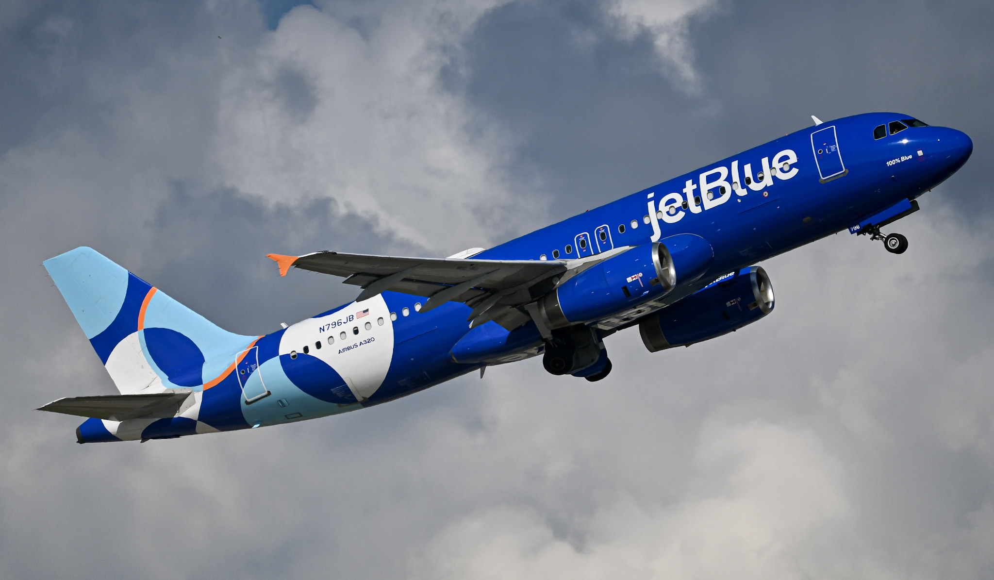 Full size: JetBlue Airways Airbus A320 N796JB at Fort Lauderdale/Hollywood International Airport