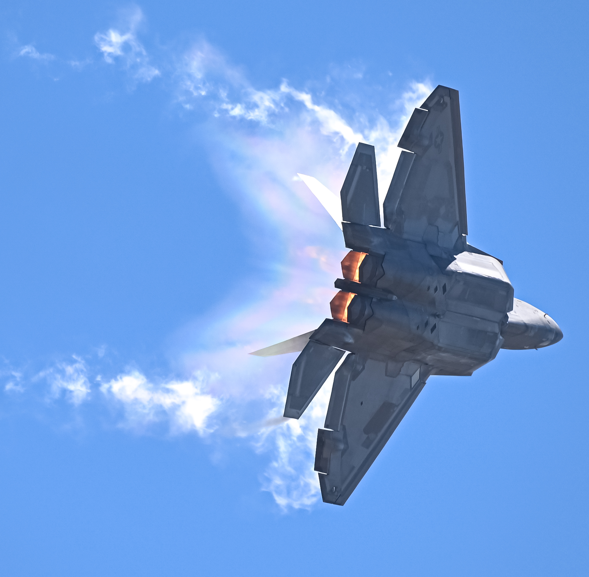Full size: USAF - United States Air Force Lockheed Martin F-22A Raptor 08-4153 at Miramar MCAS (Joe Foss Field) Airport