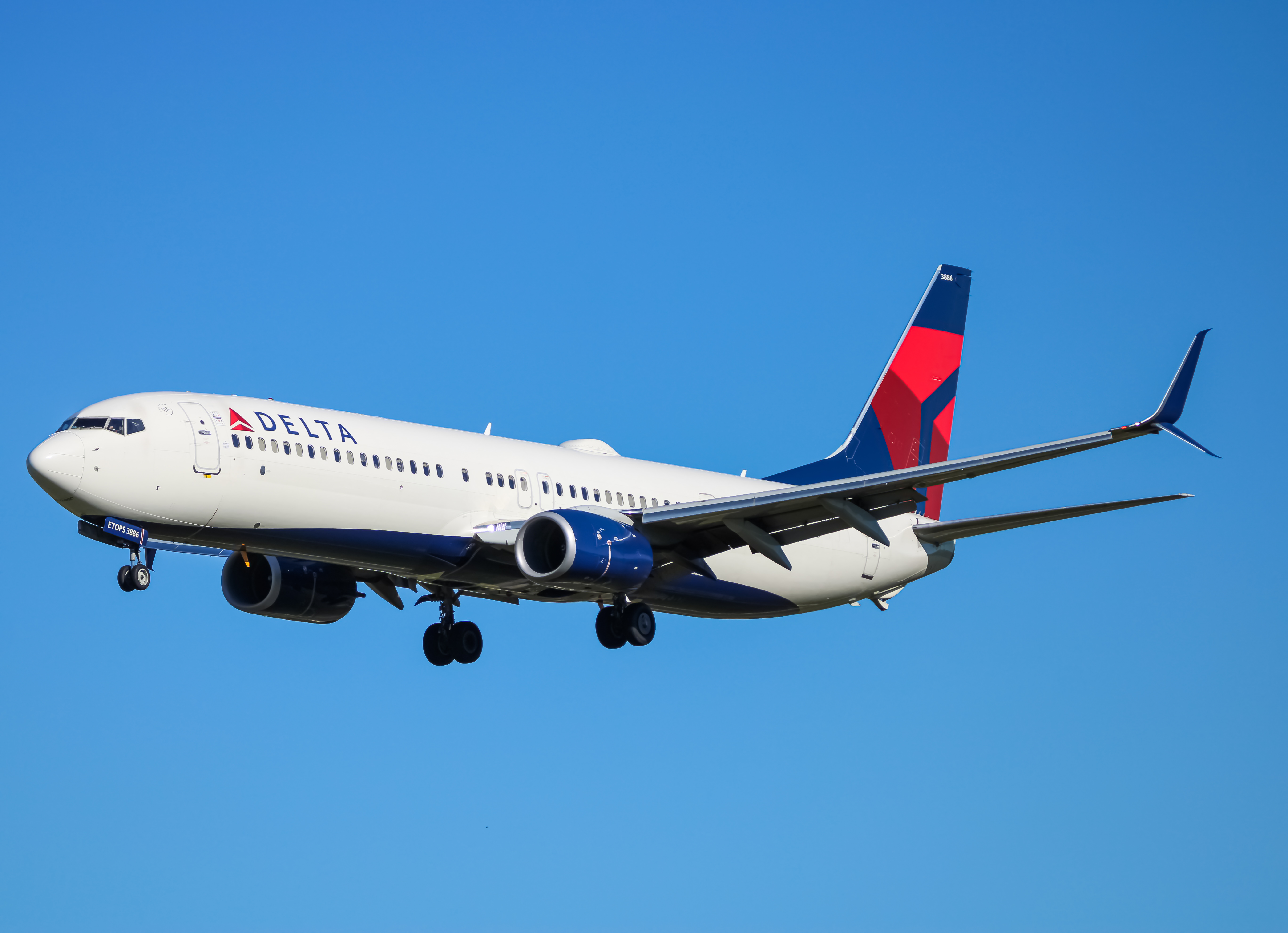 Full size: Delta Airlines Boeing 737-900 N886DN at Baltimore/Washington International Thurgood Marshall Airport