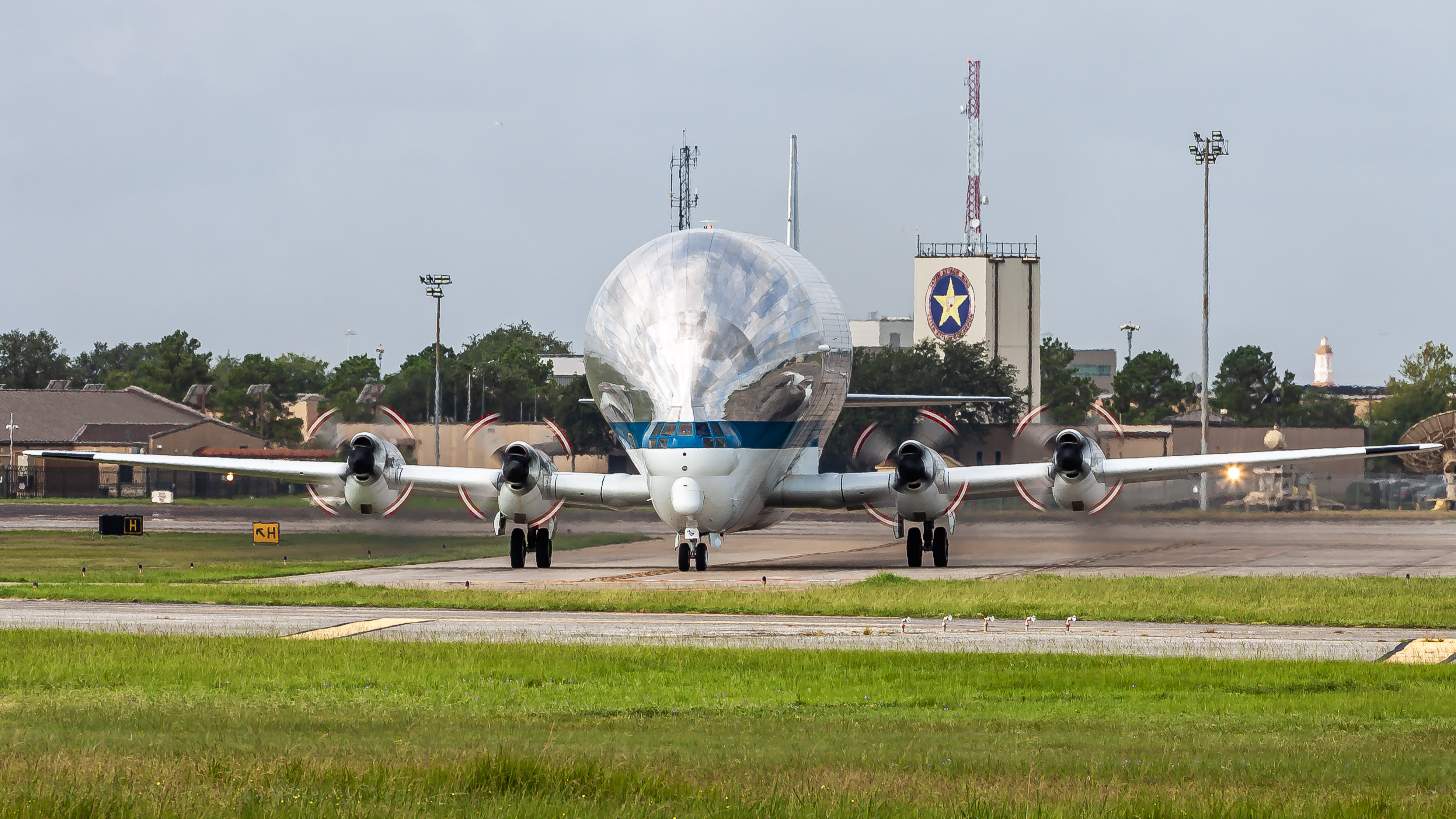 Full size: NASA Boeing B-377 SGT Super Guppy Turbine N941NA at Ellington Airport