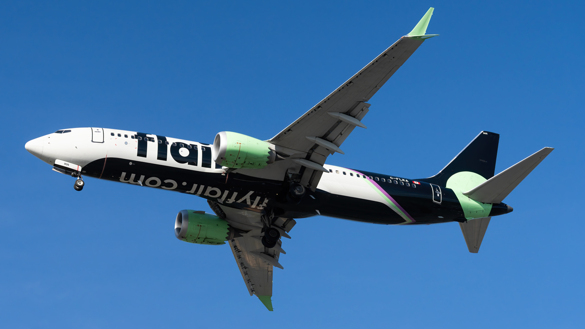 Full size: Flair Airlines Boeing 737-800 C-FLKA at Vancouver International Airport
