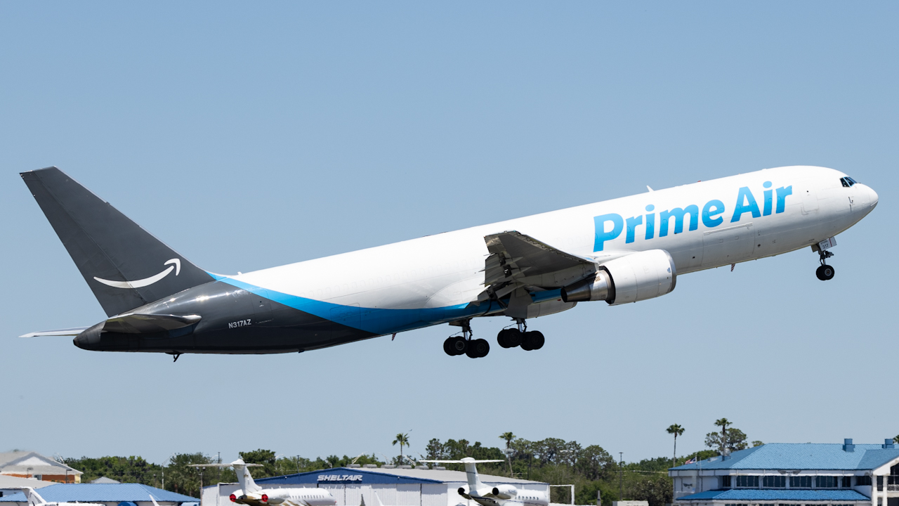 Full size: Air Transport International Boeing 767-300F N317AZ at Lakeland Linder International Airport
