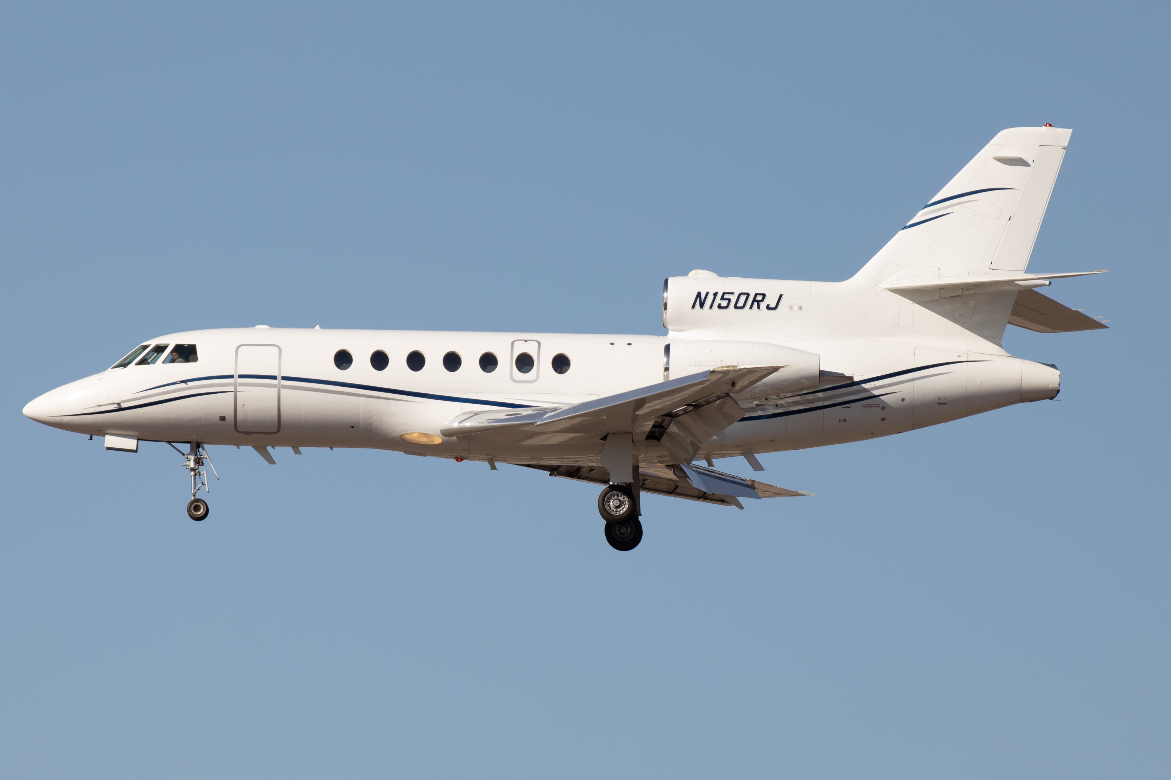 Full size: PRIVATE Dassault Falcon 50 N150RJ at Phoenix Sky Harbor International Airport