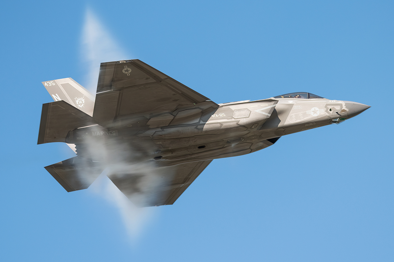 Full size: USN - United States Navy Lockheed Martin F-35 Lightning 169303 at Wittman Regional Airport