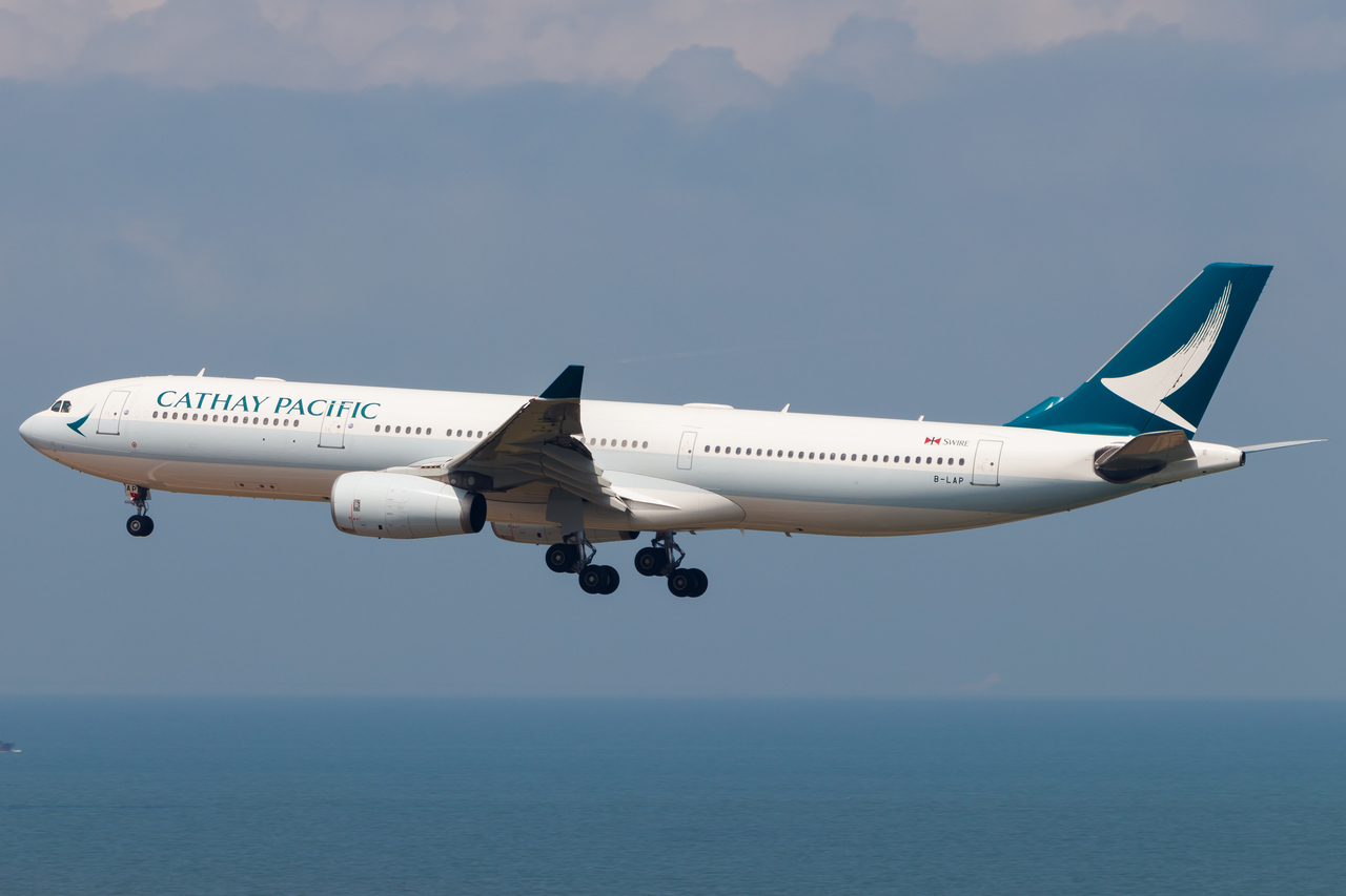 Full size: Cathay Pacific Airbus A330-300 B-LAP at Macau International Airport