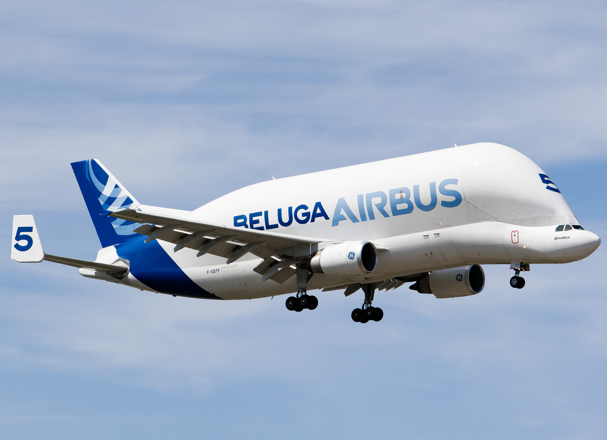 Full size: Airbus Transport International Airbus A300-600ST Beluga F-GSTF at Orlando Sanford International Airport