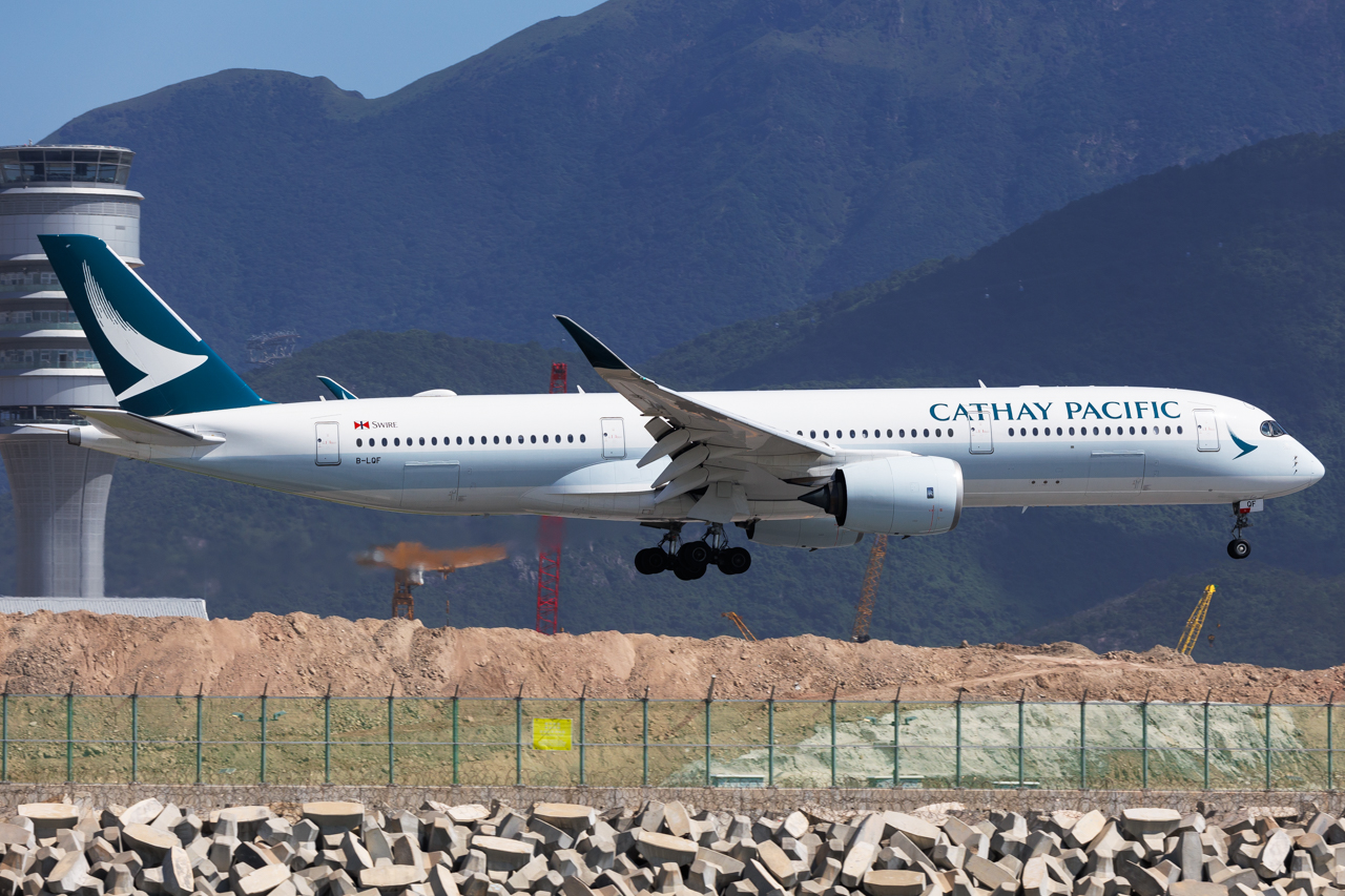 Full size: Cathay Pacific Airbus A350-900 B-LQF at Hong Kong International Airport