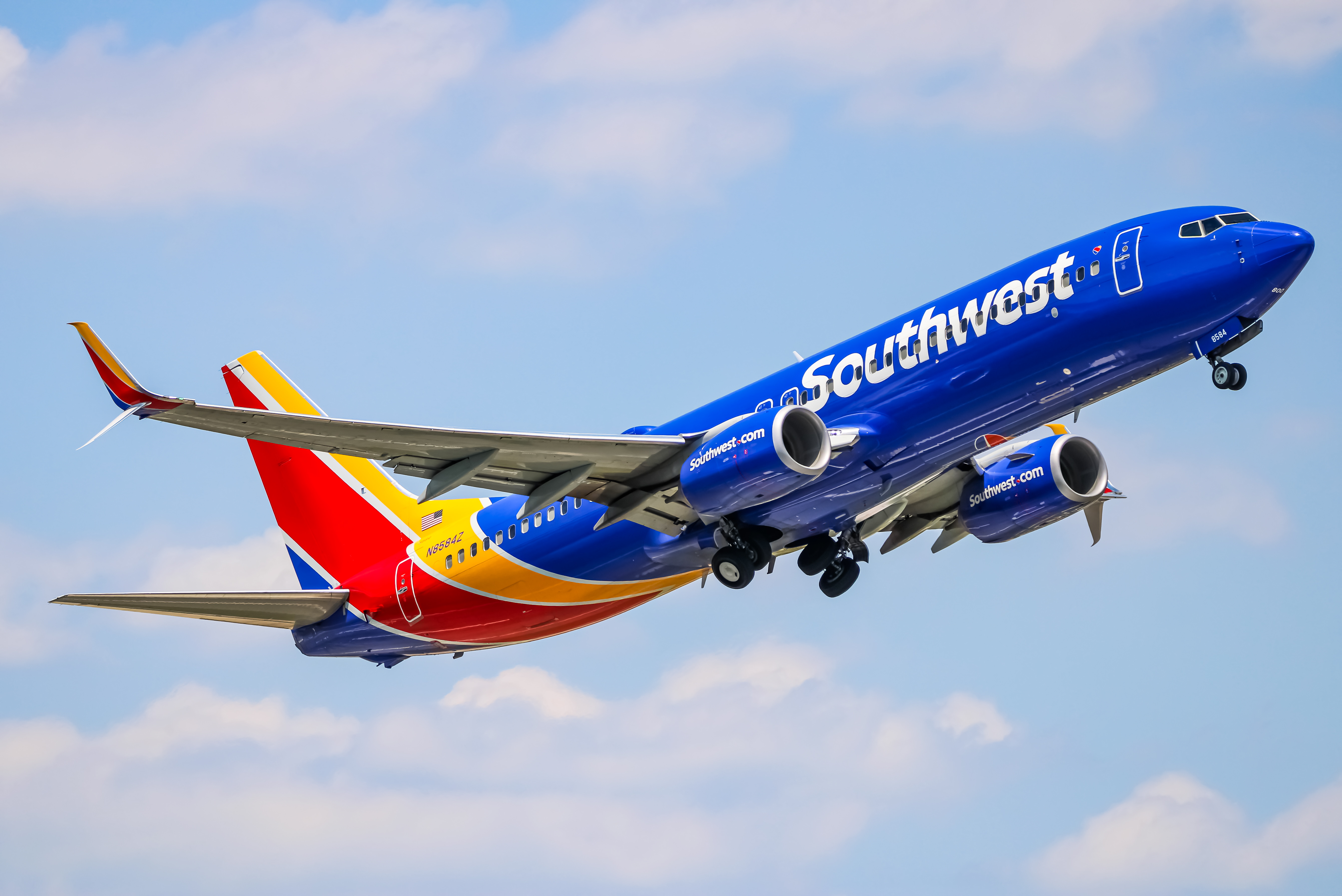 Full size: Southwest Airlines Boeing 737-800 N8584Z at Baltimore/Washington International Thurgood Marshall Airport