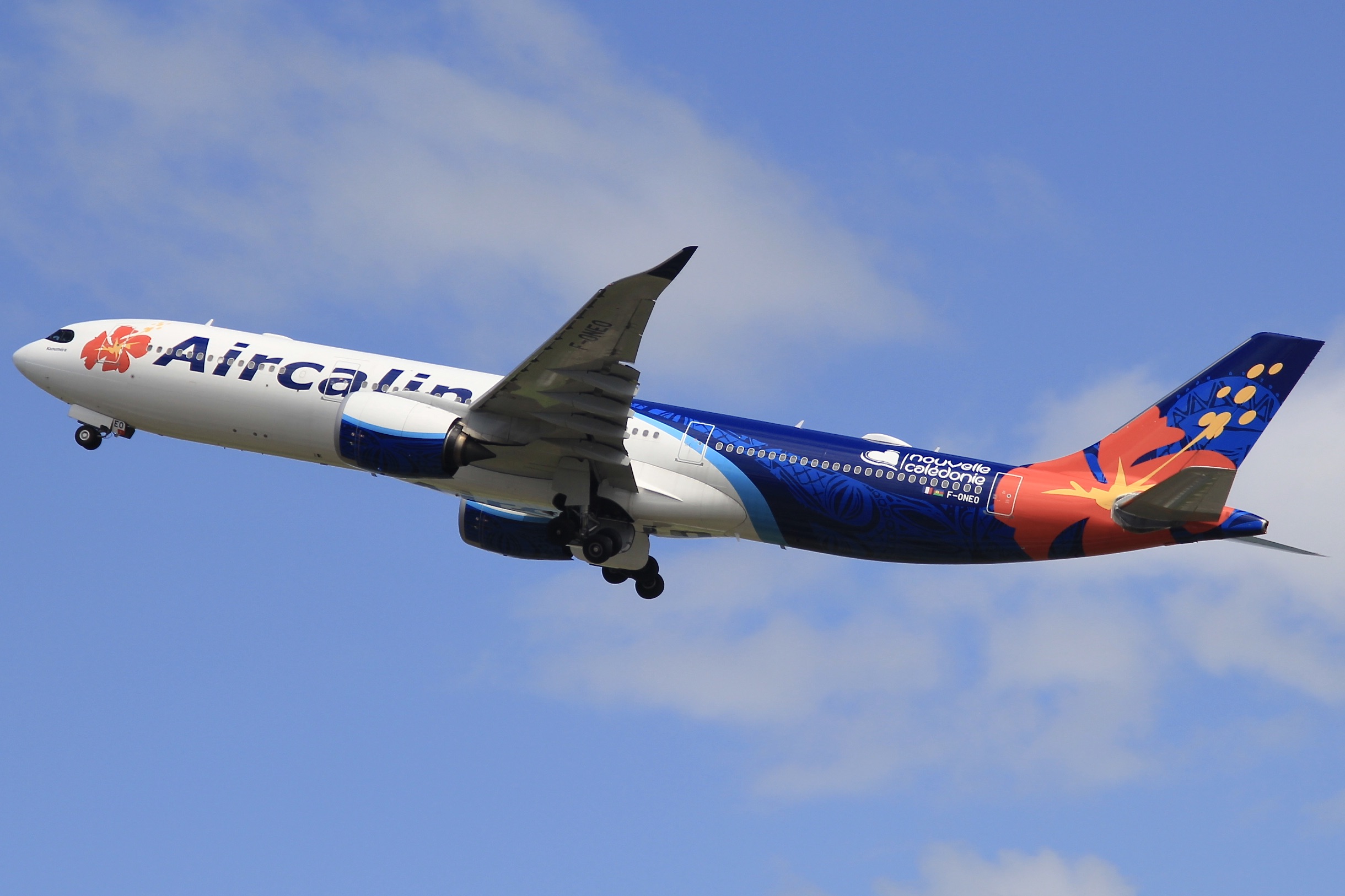 Full size: Aircalin Airbus A330-900 F-ONEO at Auckland International Airport