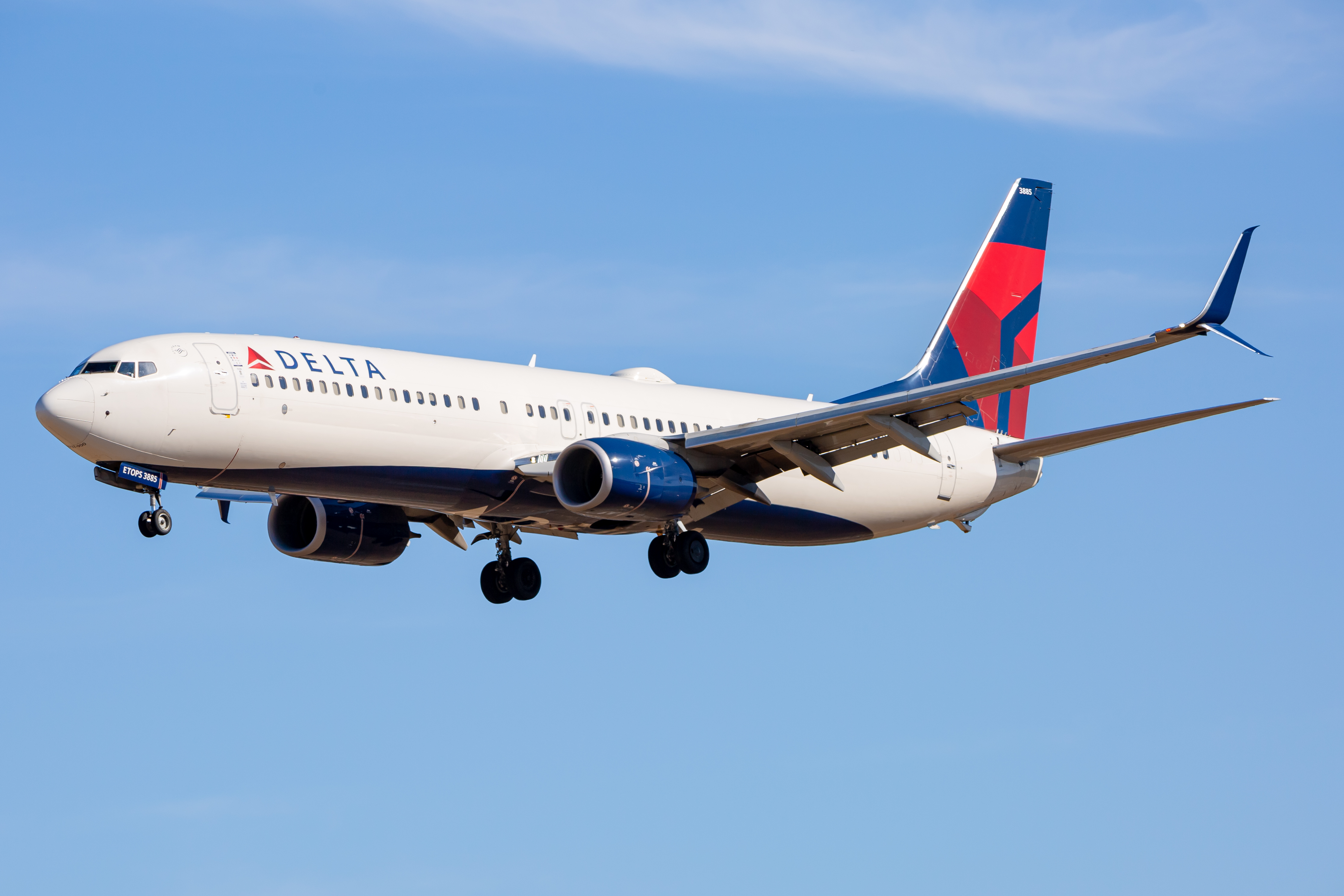 Full size: Delta Airlines Boeing 737-900ER N885DN at Baltimore/Washington International Thurgood Marshall Airport