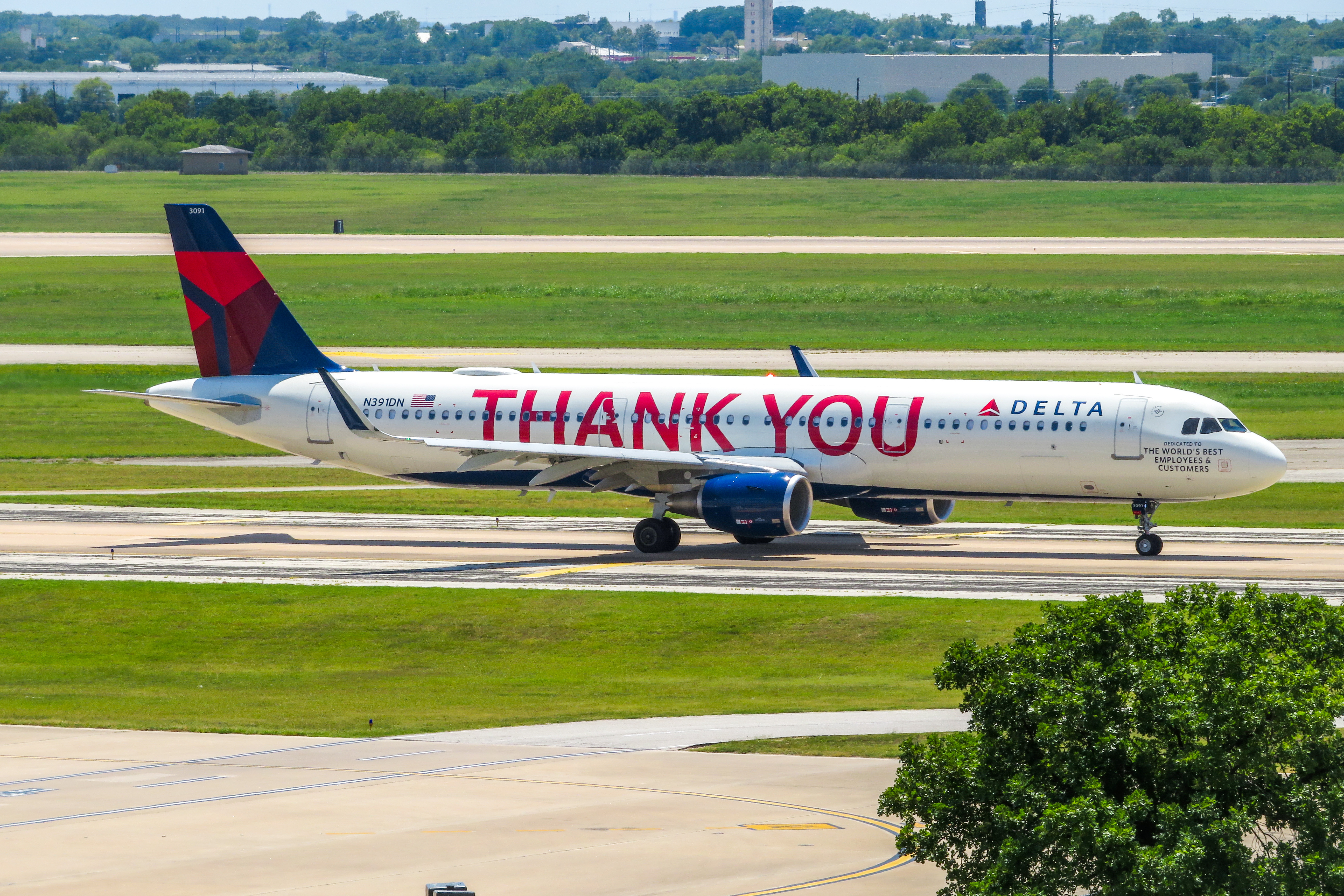 Full size: Delta Airlines Airbus A321-200 N391DN at Austin-Bergstrom International Airport