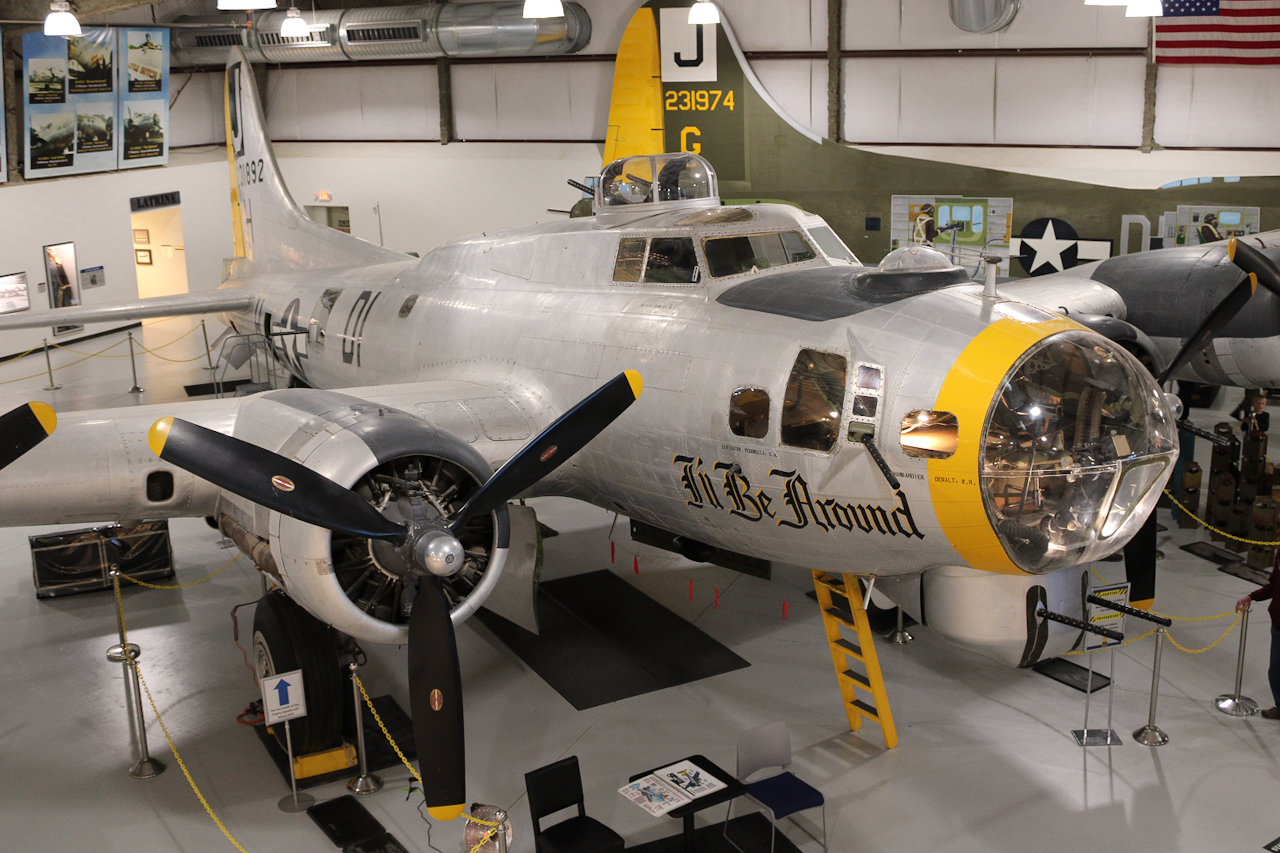 Full size: USAF - United States Air Force Boeing B-17 Flying Fortress 42-31892 at Davis Monthan Air Force Base
