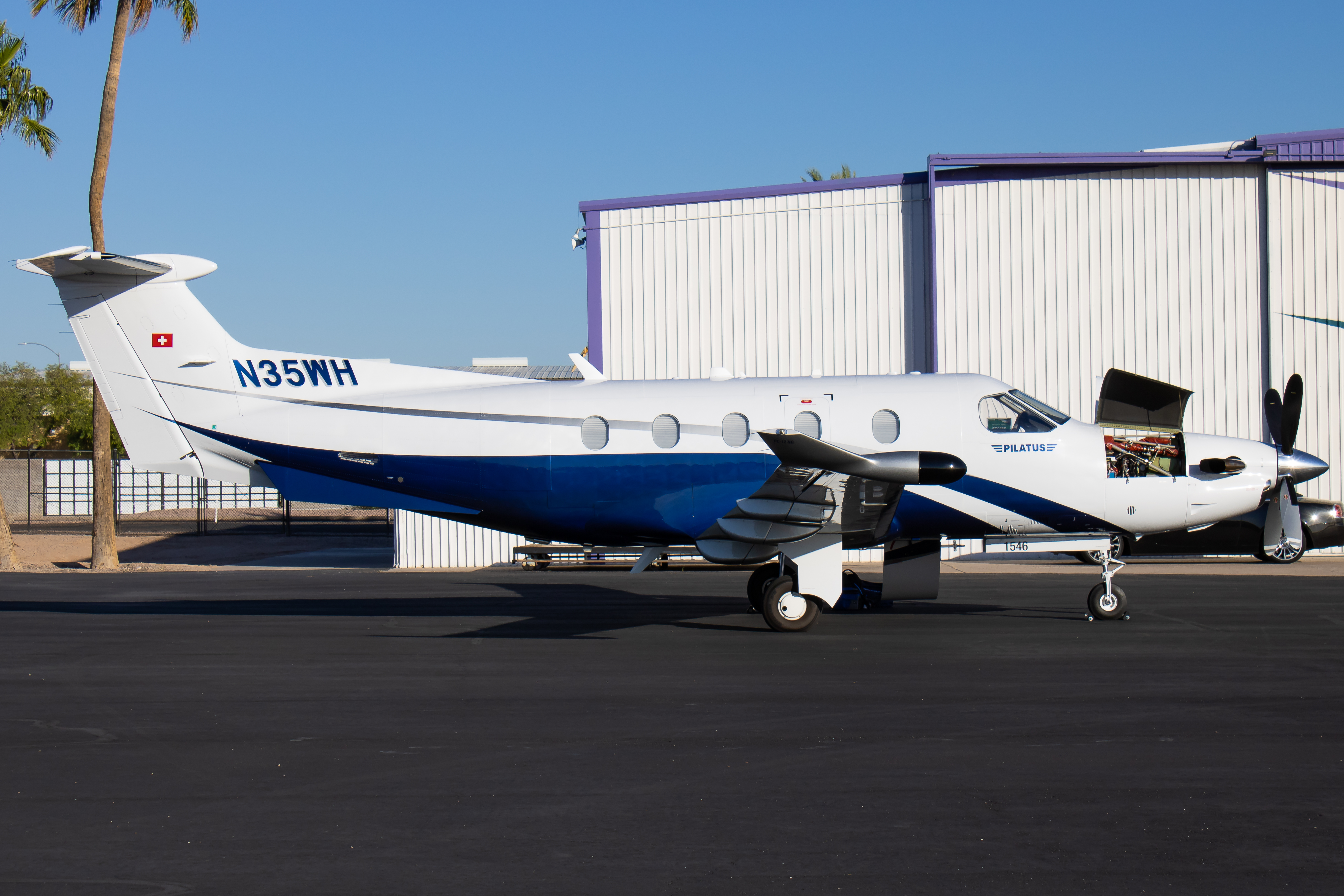Full size: PRIVATE Pilatus PC-12 N35WH at Falcon Field Airport