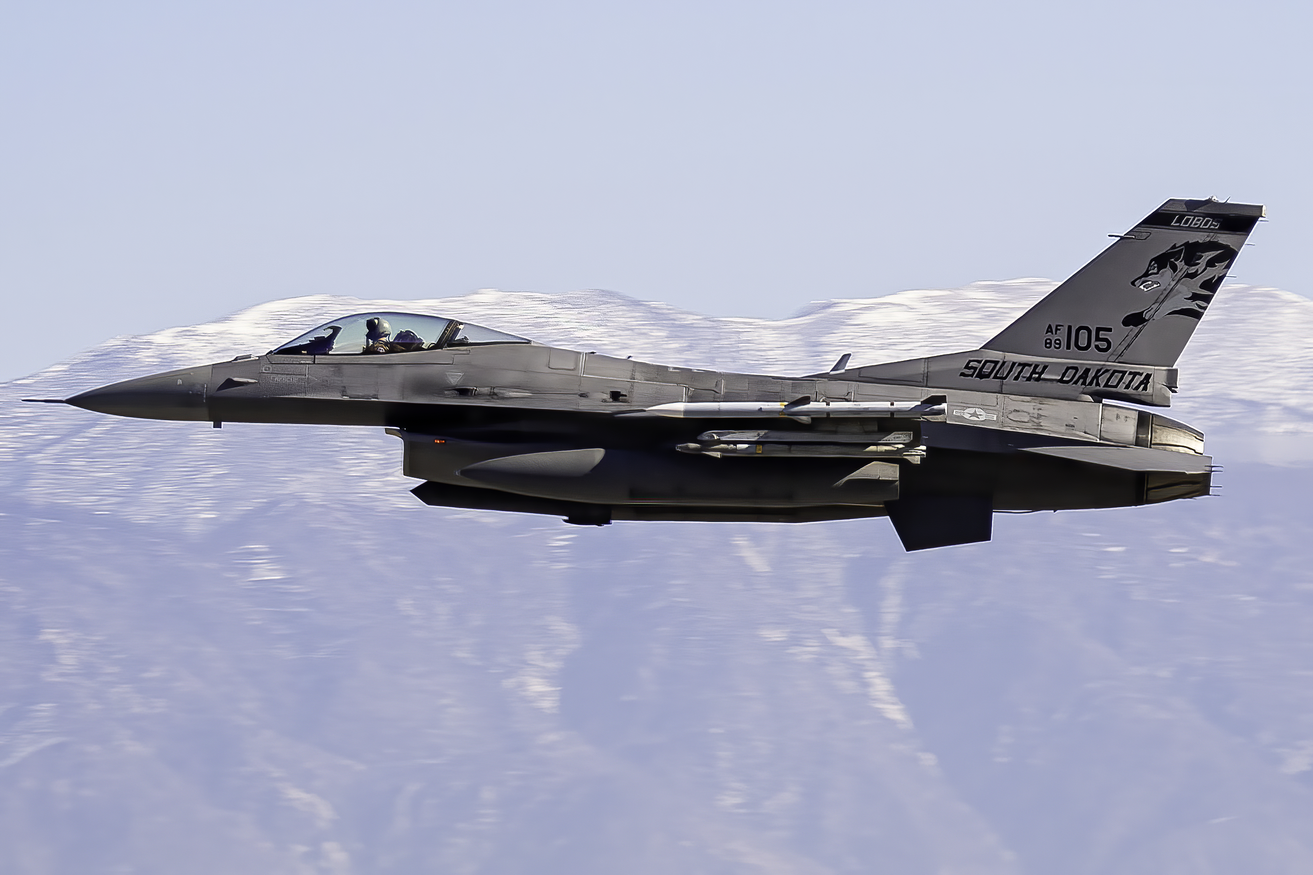 Full size: USAF - United States Air Force General Dynamics F-16 Fighting Falcon 89-2105 at March Air Reserve Base