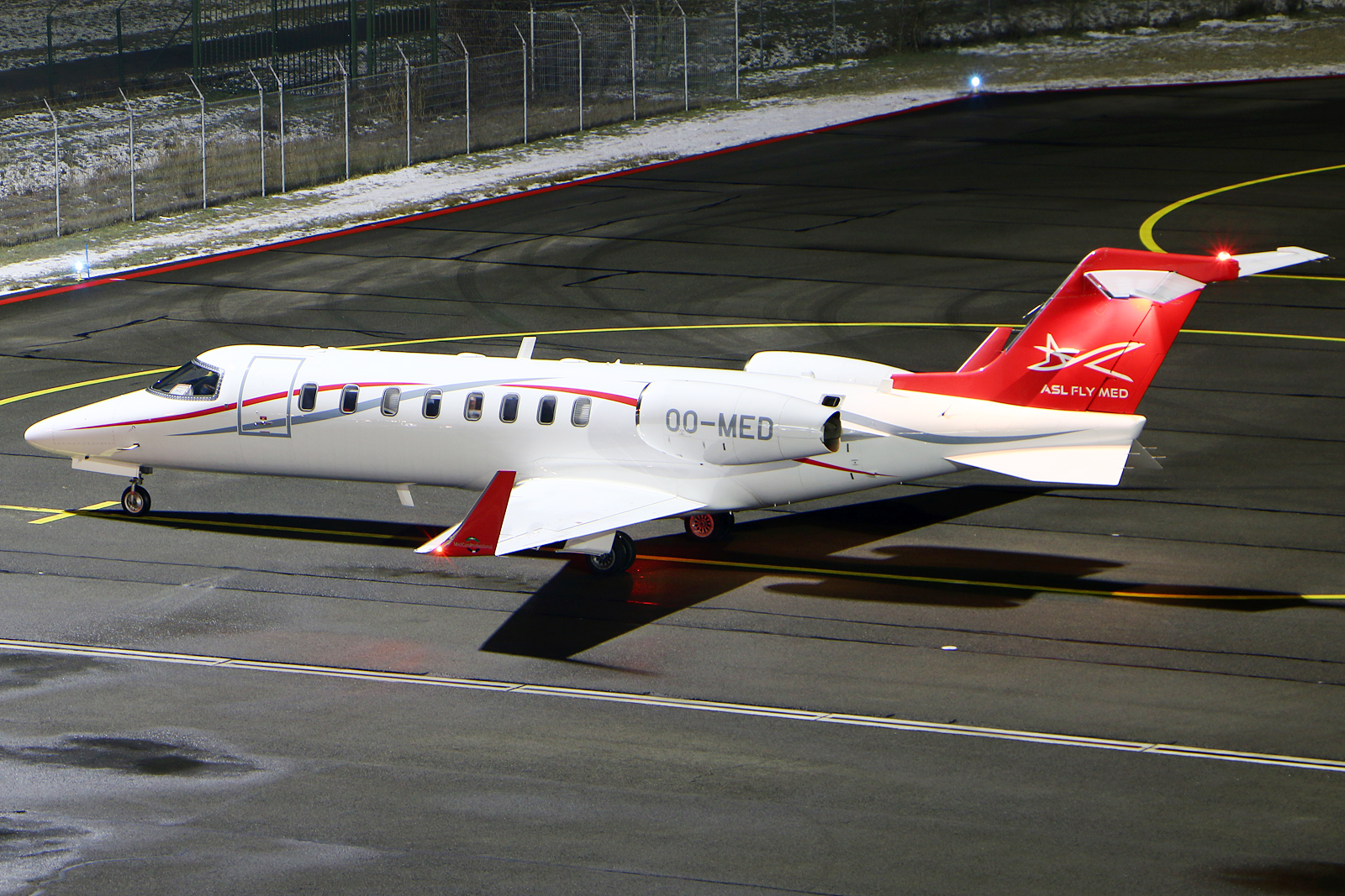 Full size: ASL Fly Med Bombardier Learjet 45 OO-MED at Eindhoven Airport