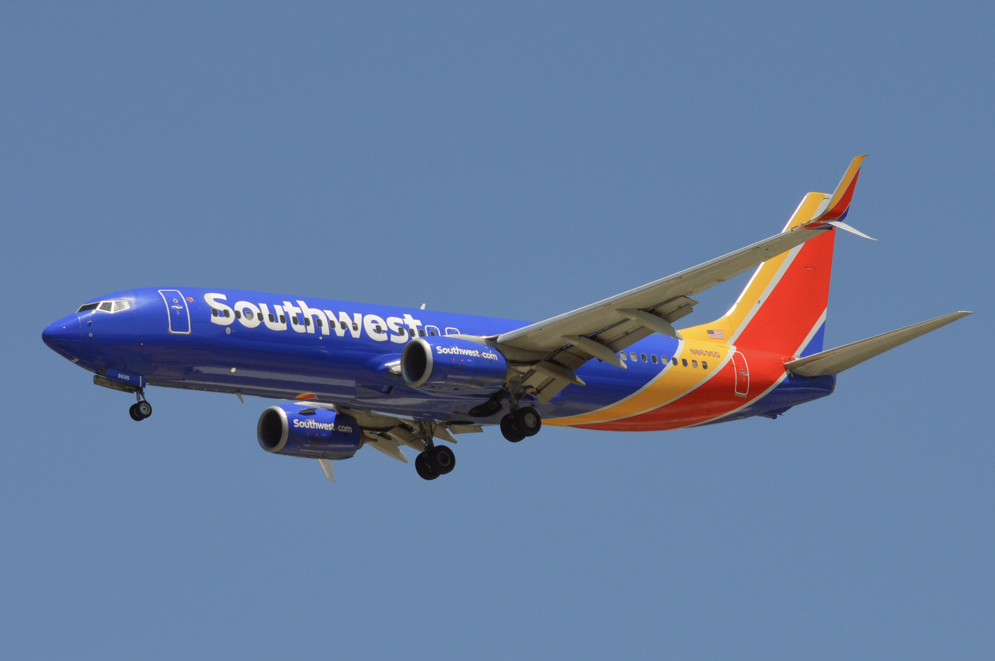 Full size: Southwest Airlines Boeing 737-800 N8695D at Baltimore/Washington International Thurgood Marshall Airport