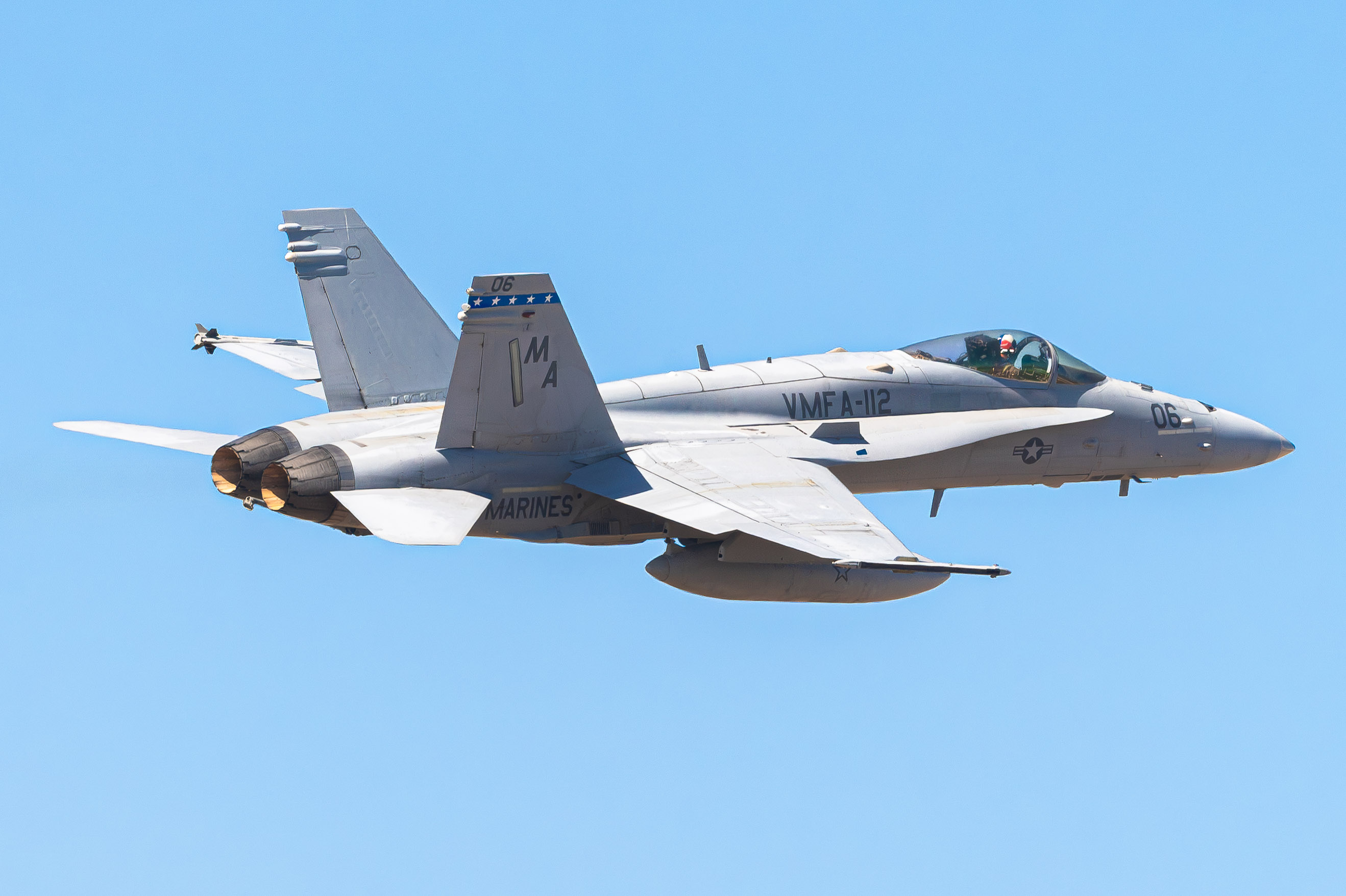 Full size: USMC - United States Marine Corp McDonnel Douglas F/A-18 Hornet 164968 at Brown Field Municipal Airport