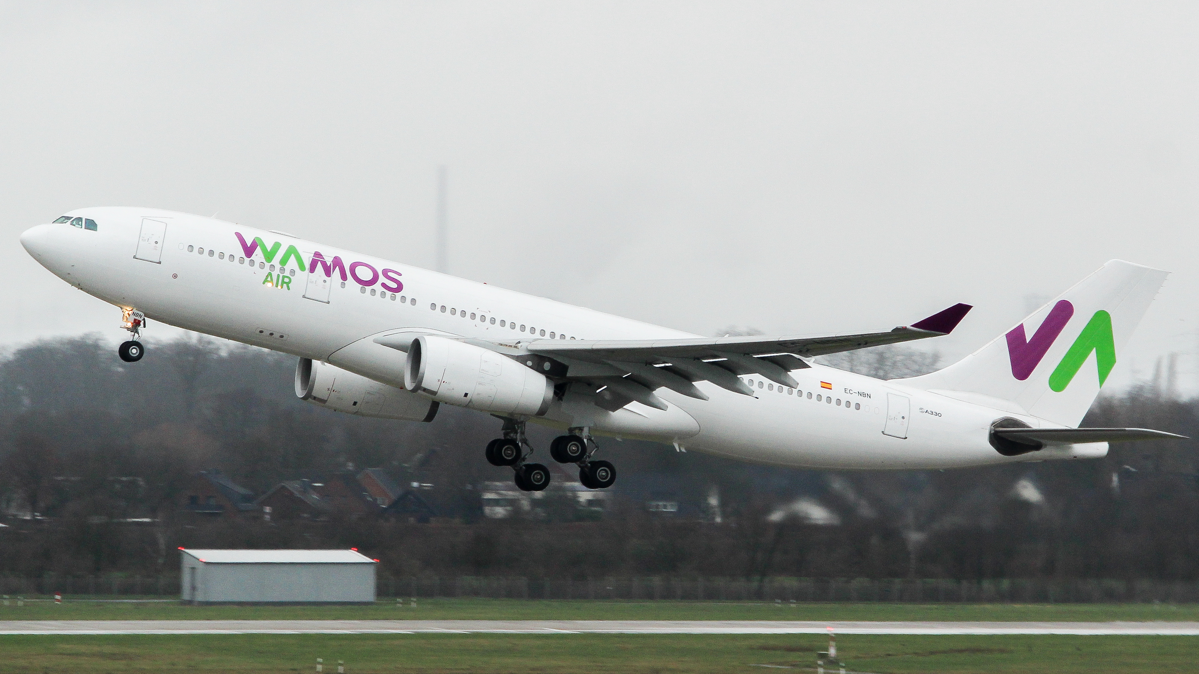 Full size: Wamos Air Airbus A330-200 EC-NBN at Dusseldorf International Airport