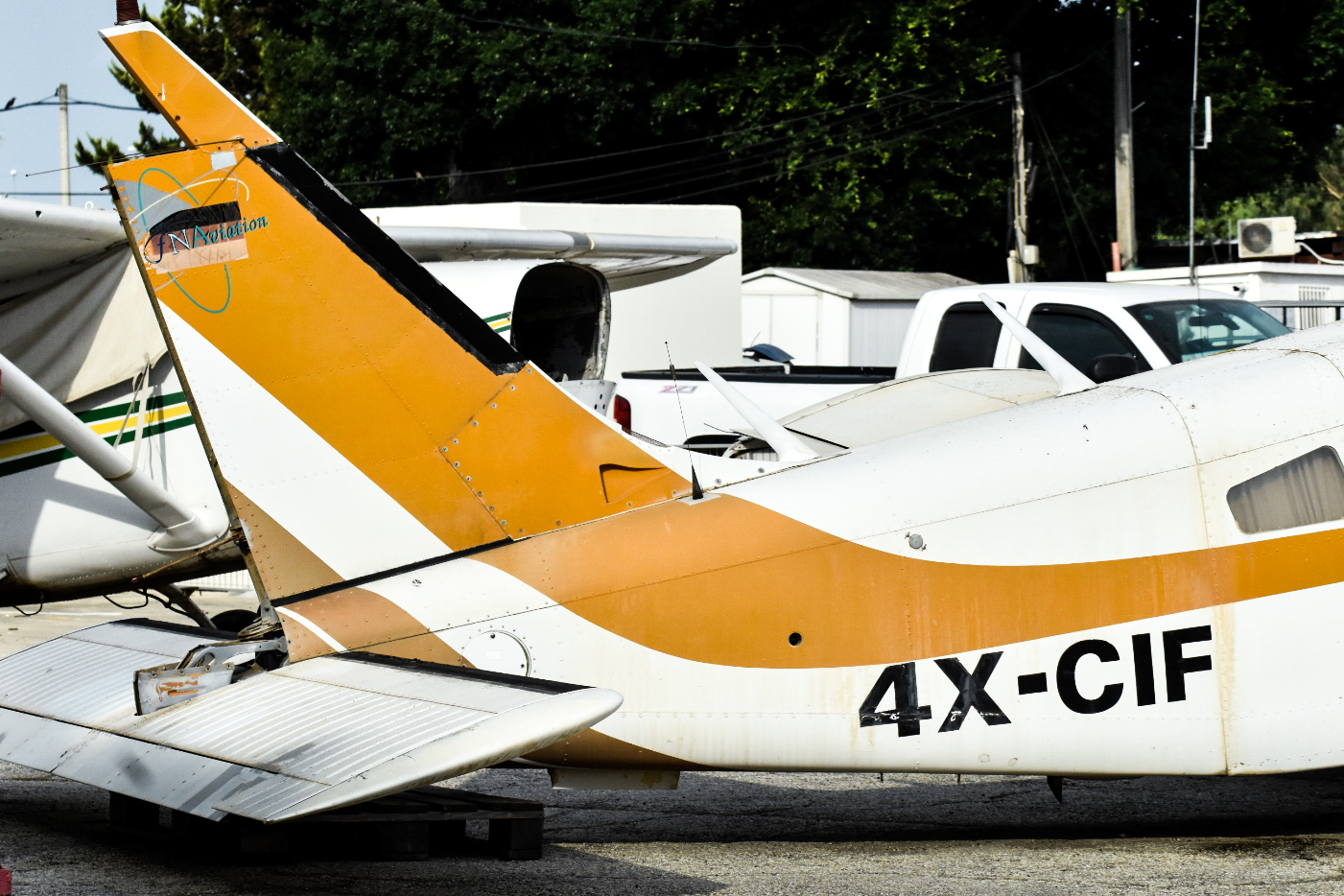 Full size: PRIVATE Piper PA 34-200T 4X-CIF at Herzliya Airport