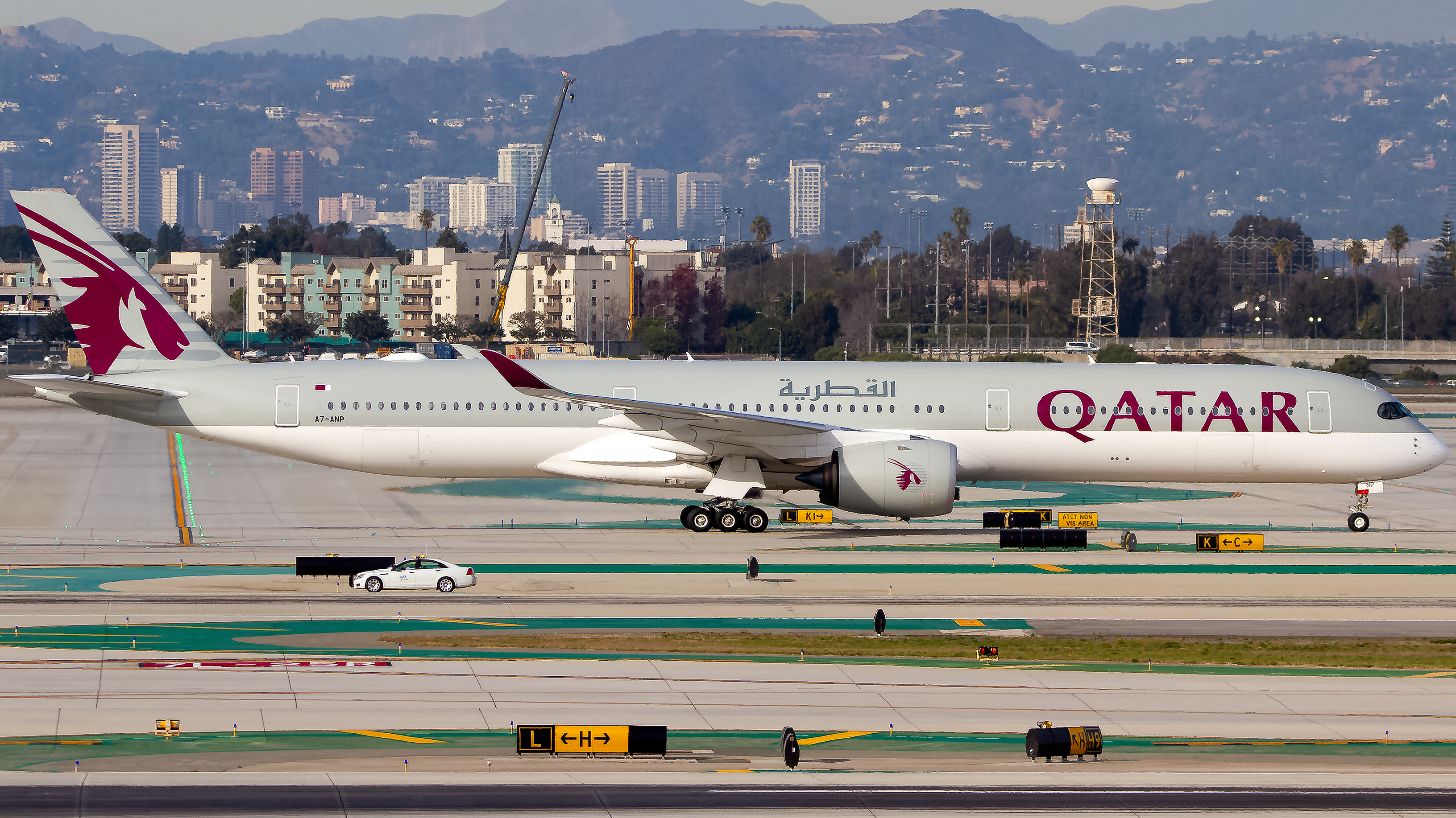 Full size: Qatar Airways Airbus A350-1000 A7-ANP at Los Angeles International Airport