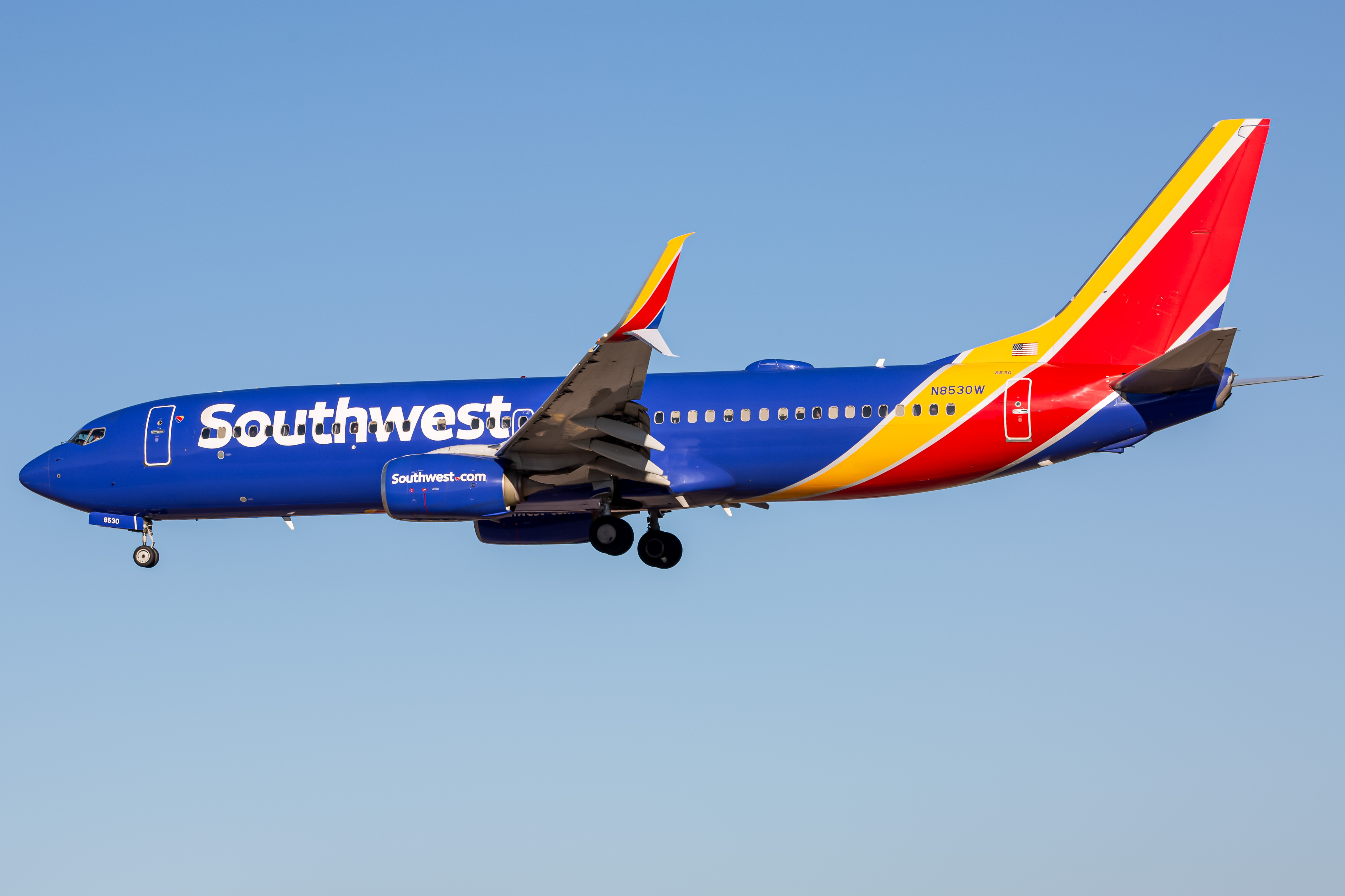 Full size: Southwest Airlines Boeing 737-800 N8530W at Baltimore/Washington International Thurgood Marshall Airport