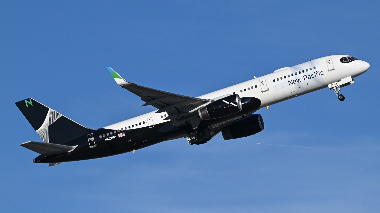 Full size: Northern Pacific Boeing 757-200 N627NP at Reno/Tahoe International Airport