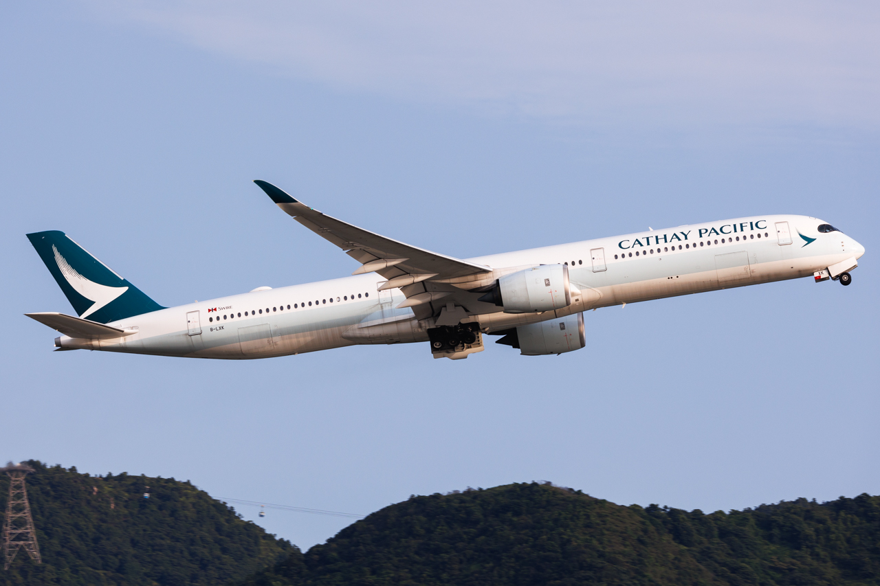 Full size: Cathay Pacific Airbus A350-1000 B-LXK at Hong Kong International Airport