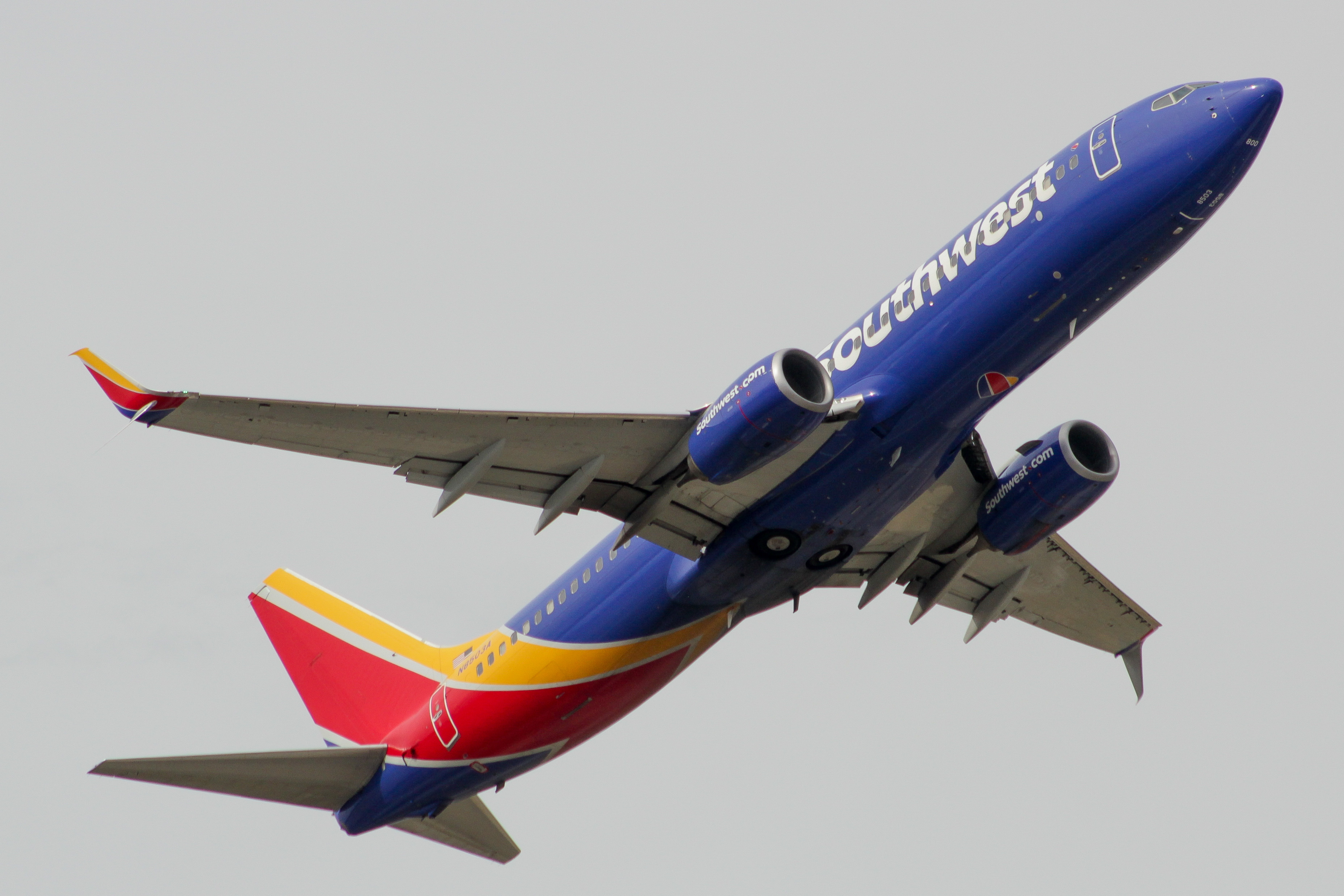 Full size: Southwest Airlines Boeing 737-800 N8503A at Baltimore/Washington International Thurgood Marshall Airport