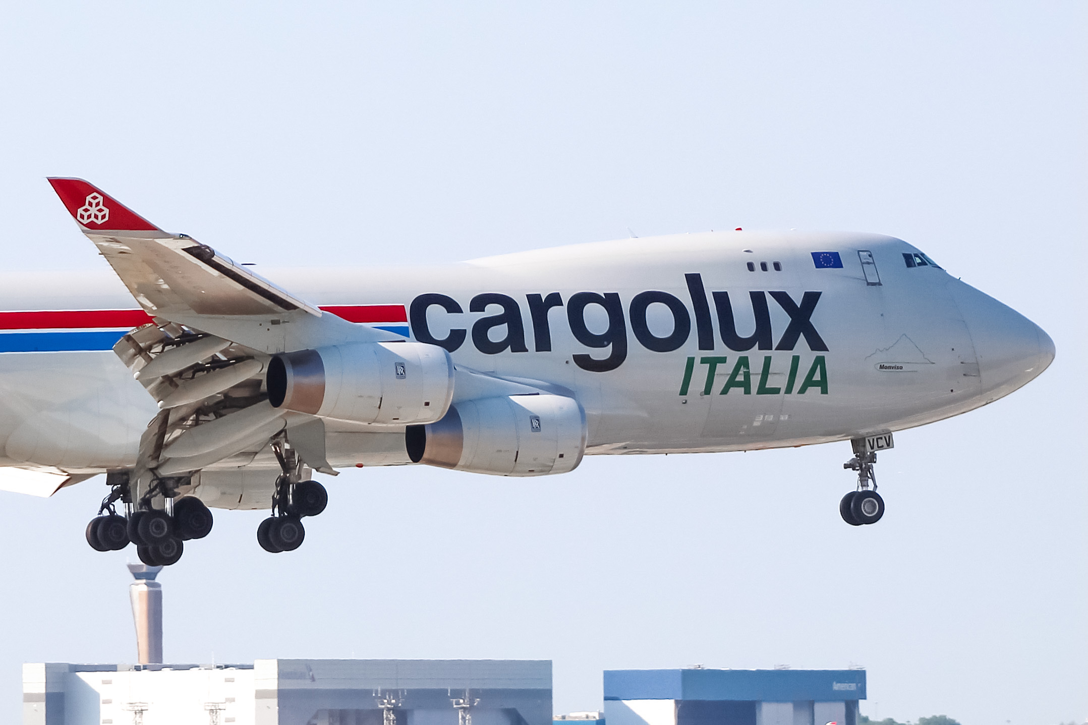 Full size: CargoLux Boeing 747-400F LX-VCV at Chicago O'Hare International Airport
