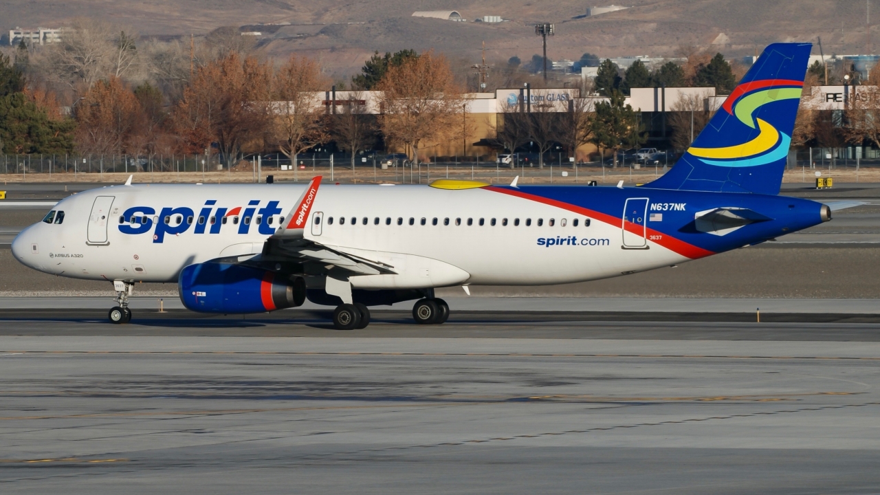 Full size: Spirit Airlines Airbus A320 N637NK at Reno/Tahoe International Airport
