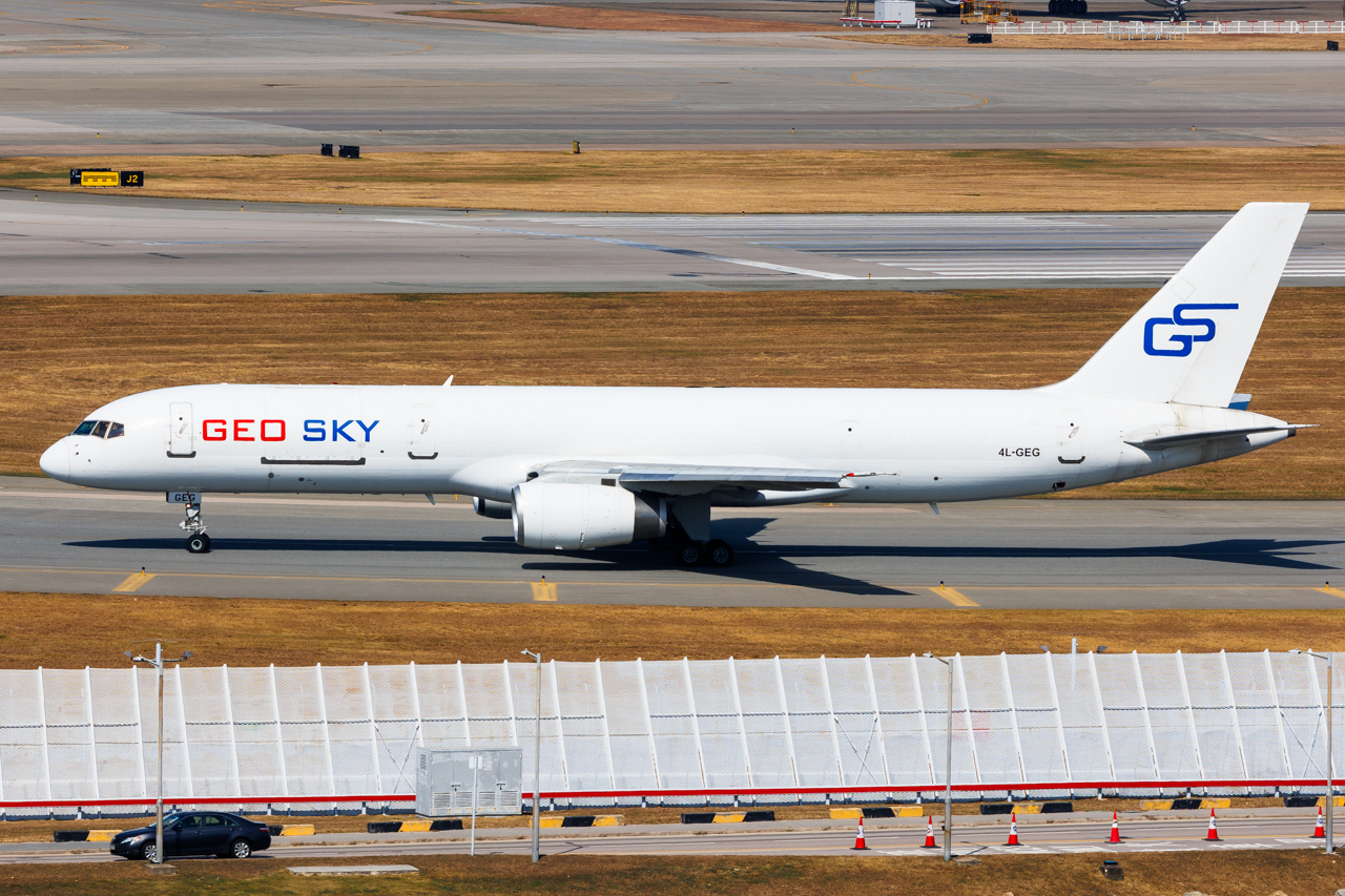 Full size: Geosky Boeing 757-200F 4L-GEG at Hong Kong International Airport